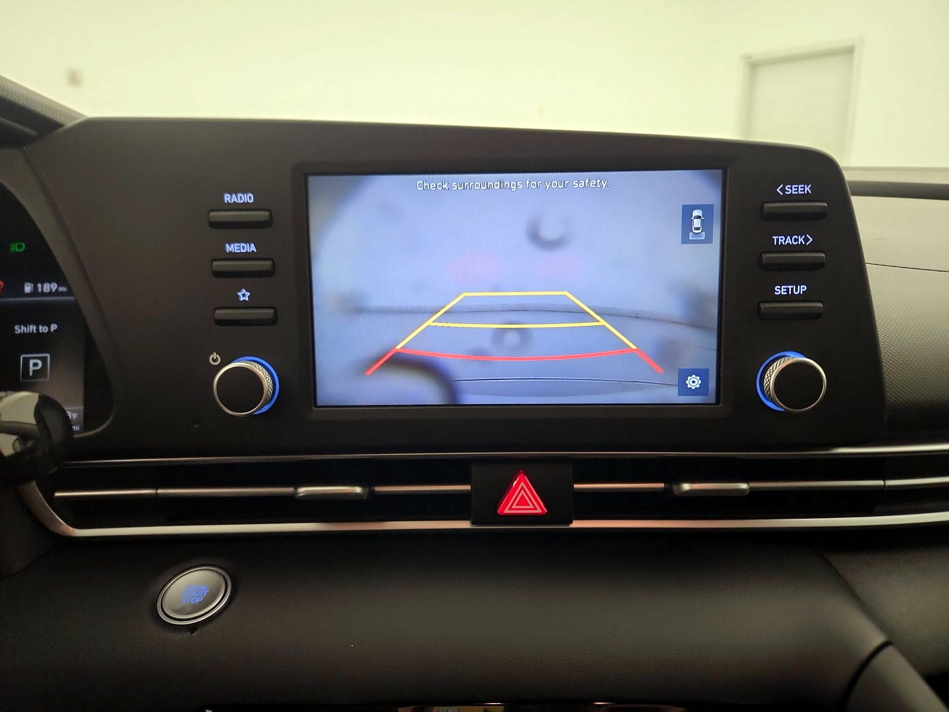 Thumbnail: 2021 Hyundai Elantra - 14