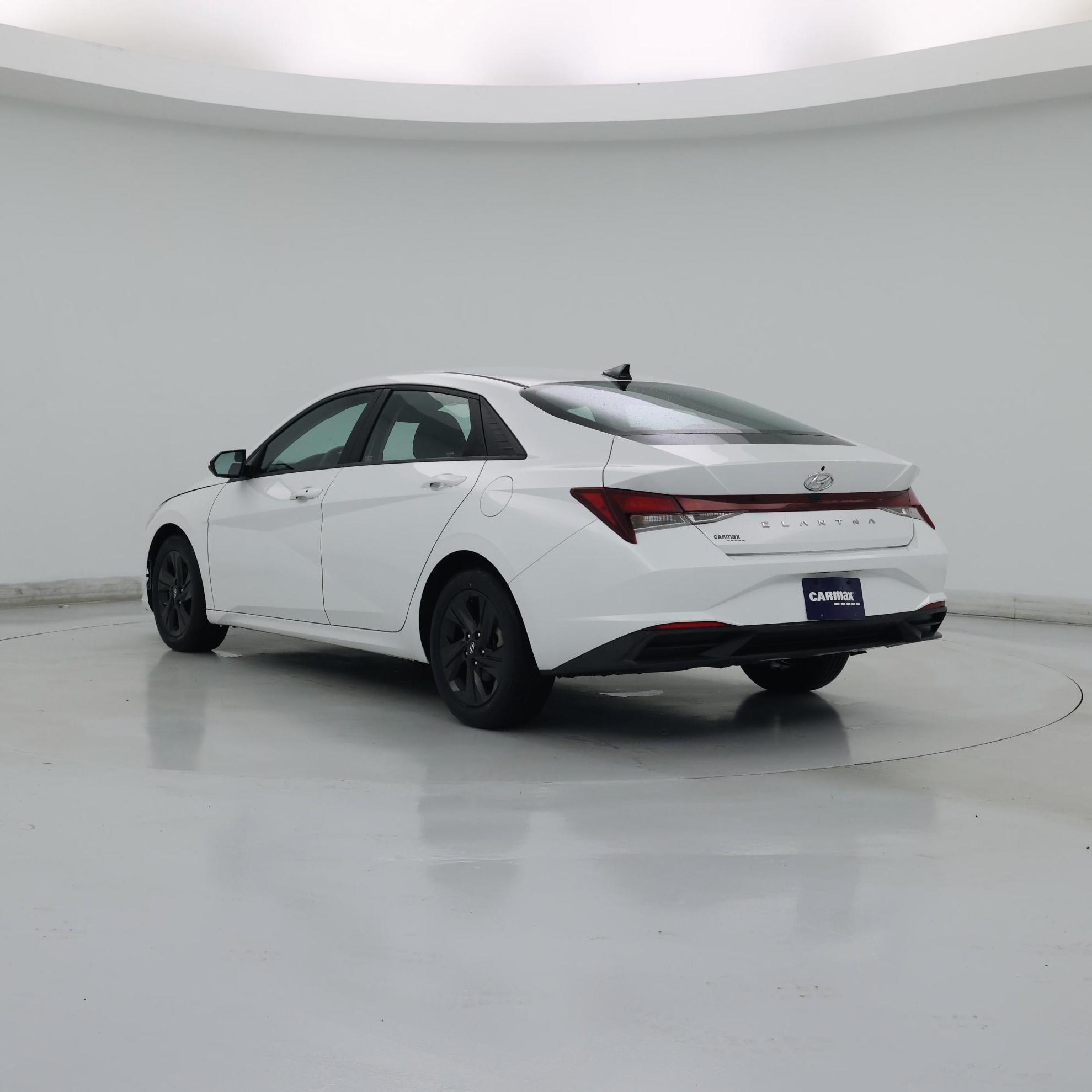 Thumbnail: 2021 Hyundai Elantra - 2