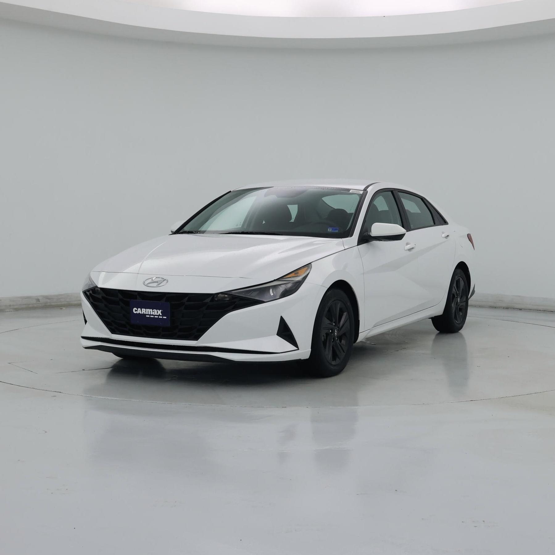 Thumbnail: 2021 Hyundai Elantra - 4