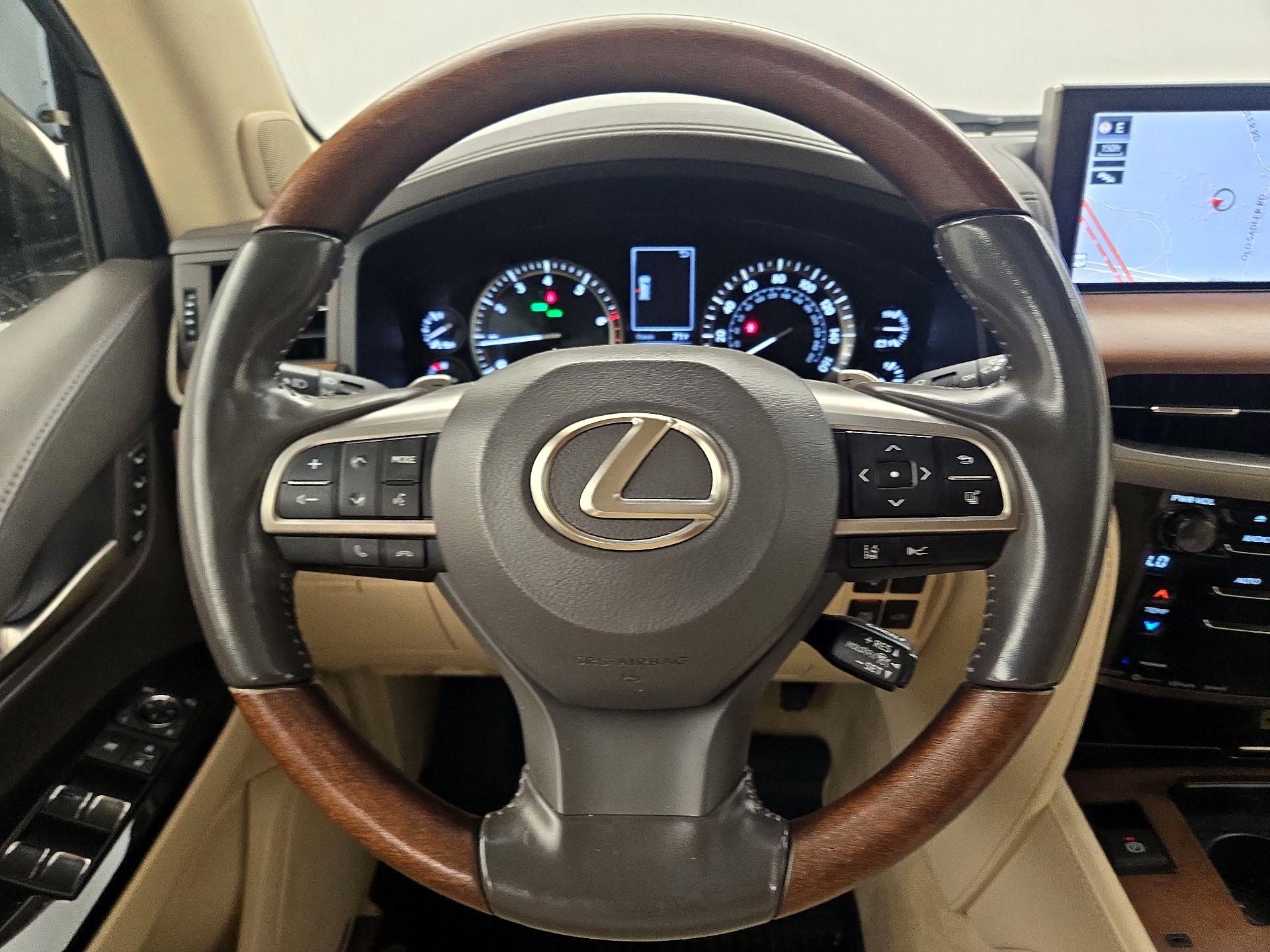 Thumbnail: 2020 Lexus LX - 10
