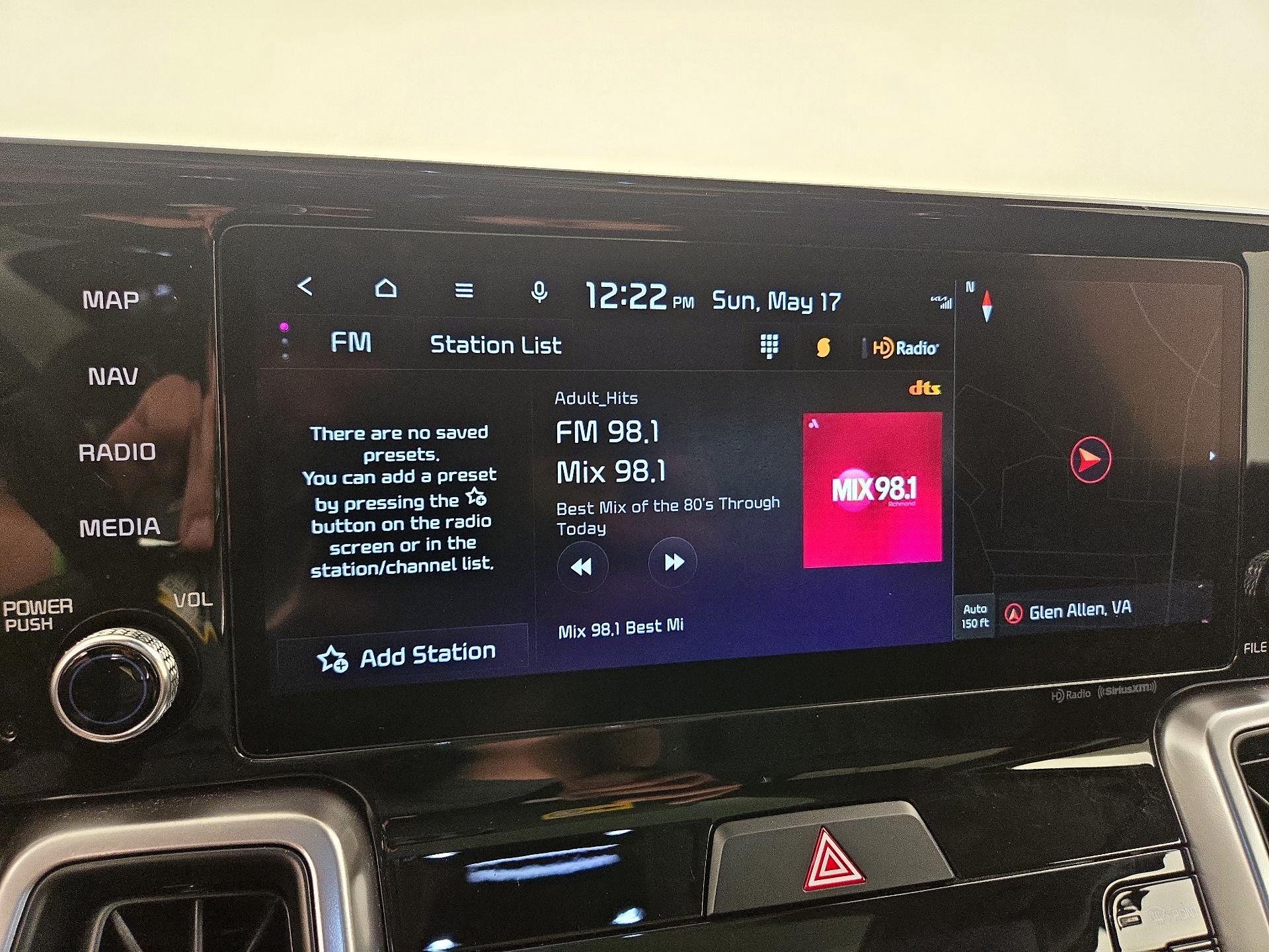 Thumbnail: 2023 Kia Sorento - 16