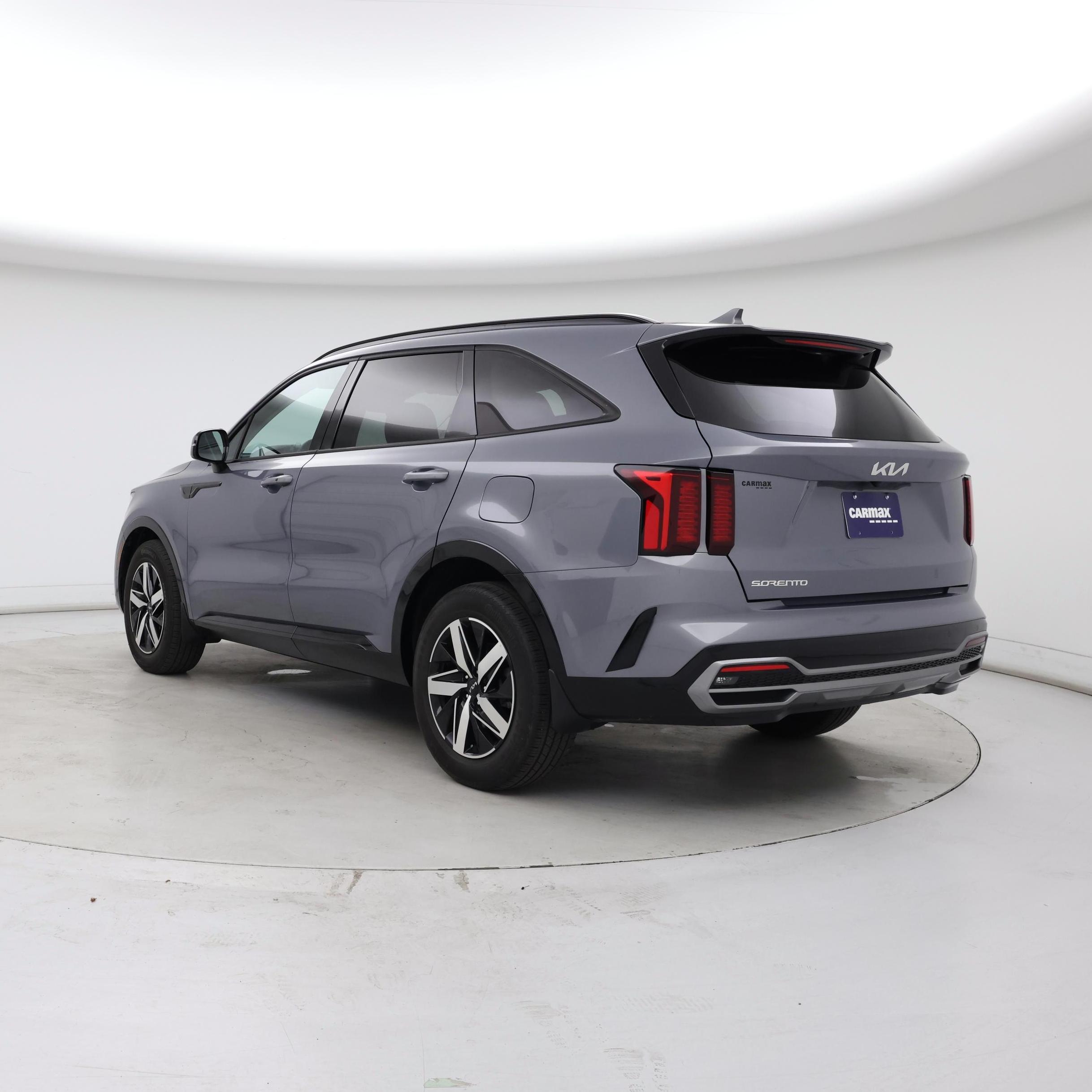 Thumbnail: 2023 Kia Sorento - 2