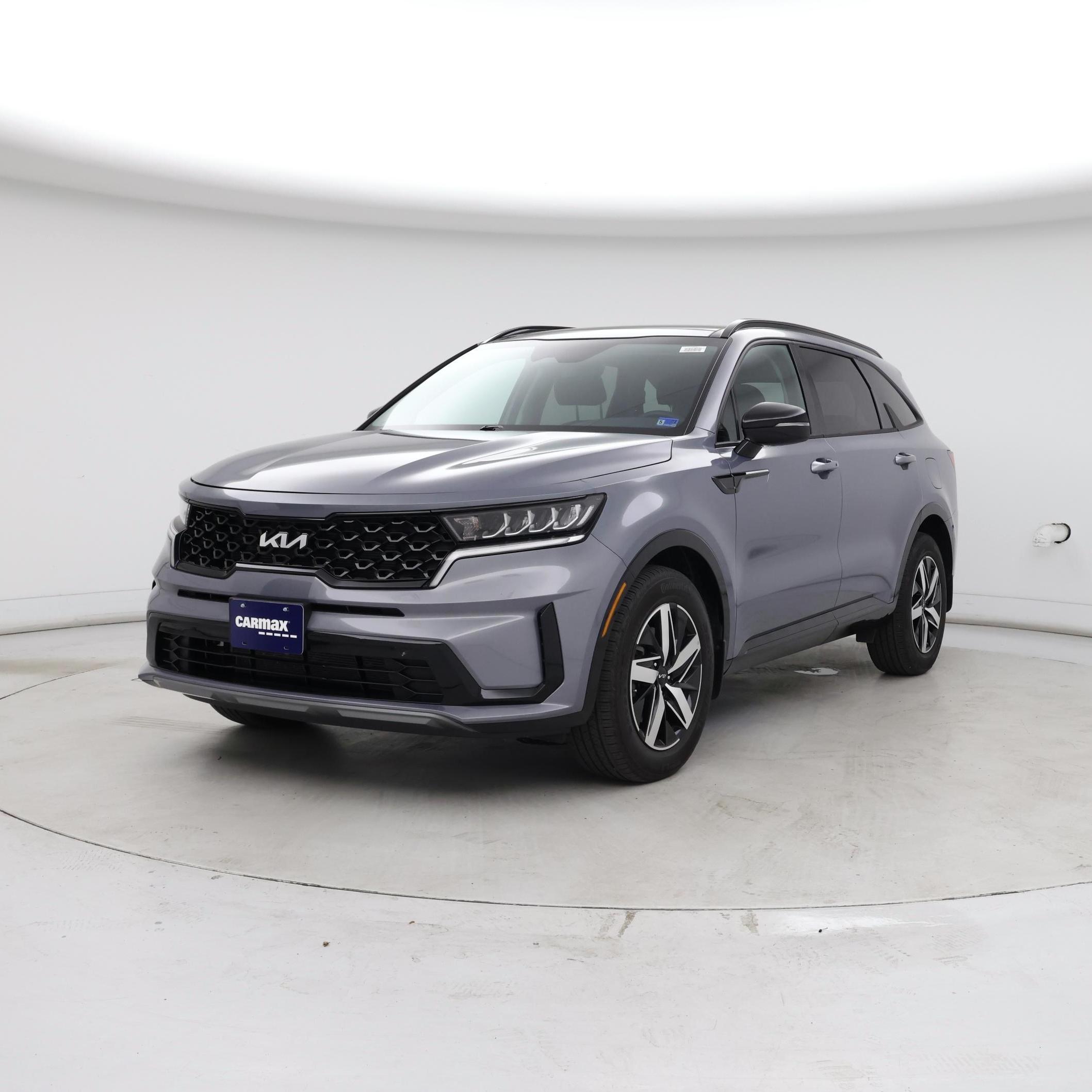 Thumbnail: 2023 Kia Sorento - 4