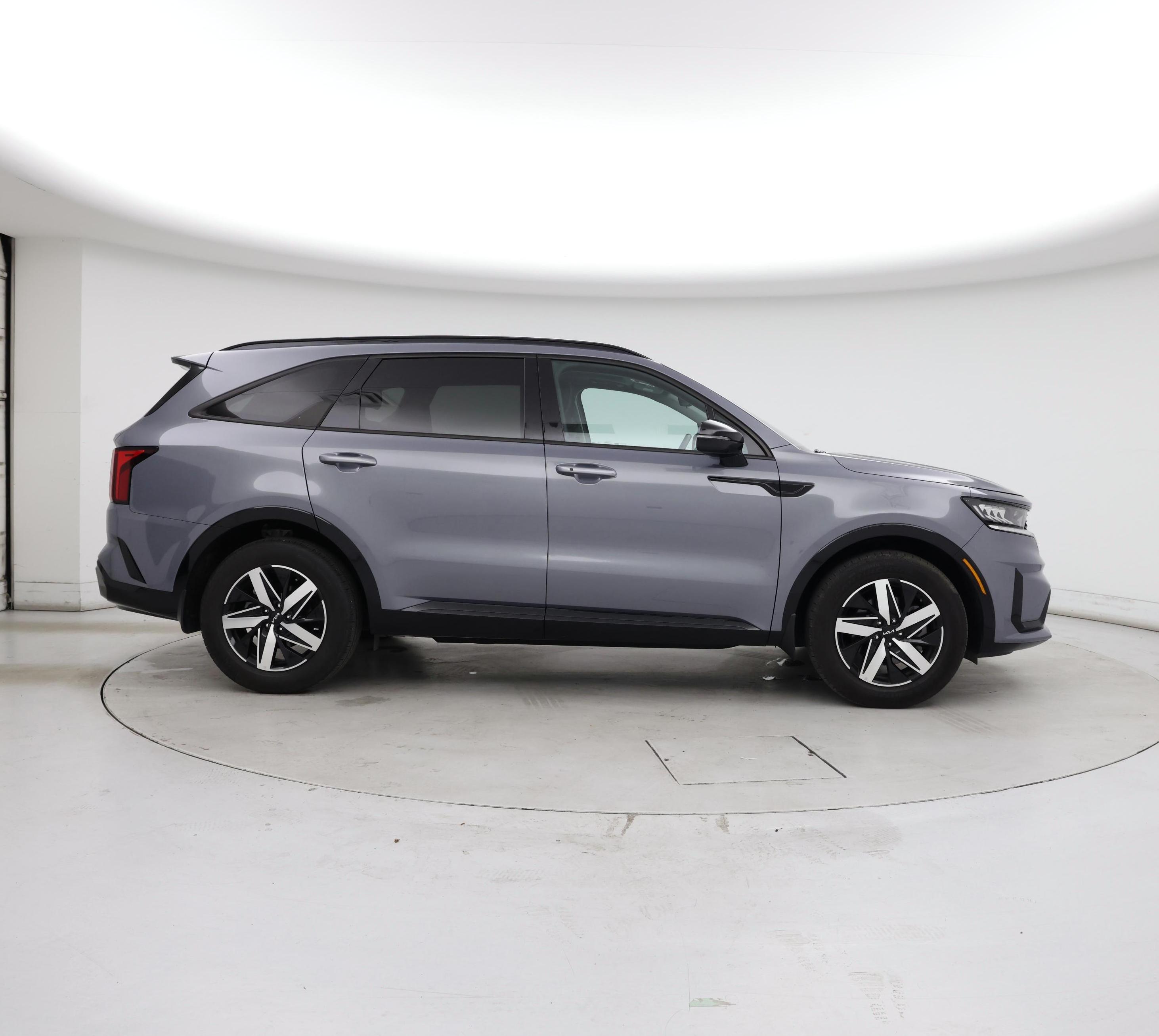 Thumbnail: 2023 Kia Sorento - 7