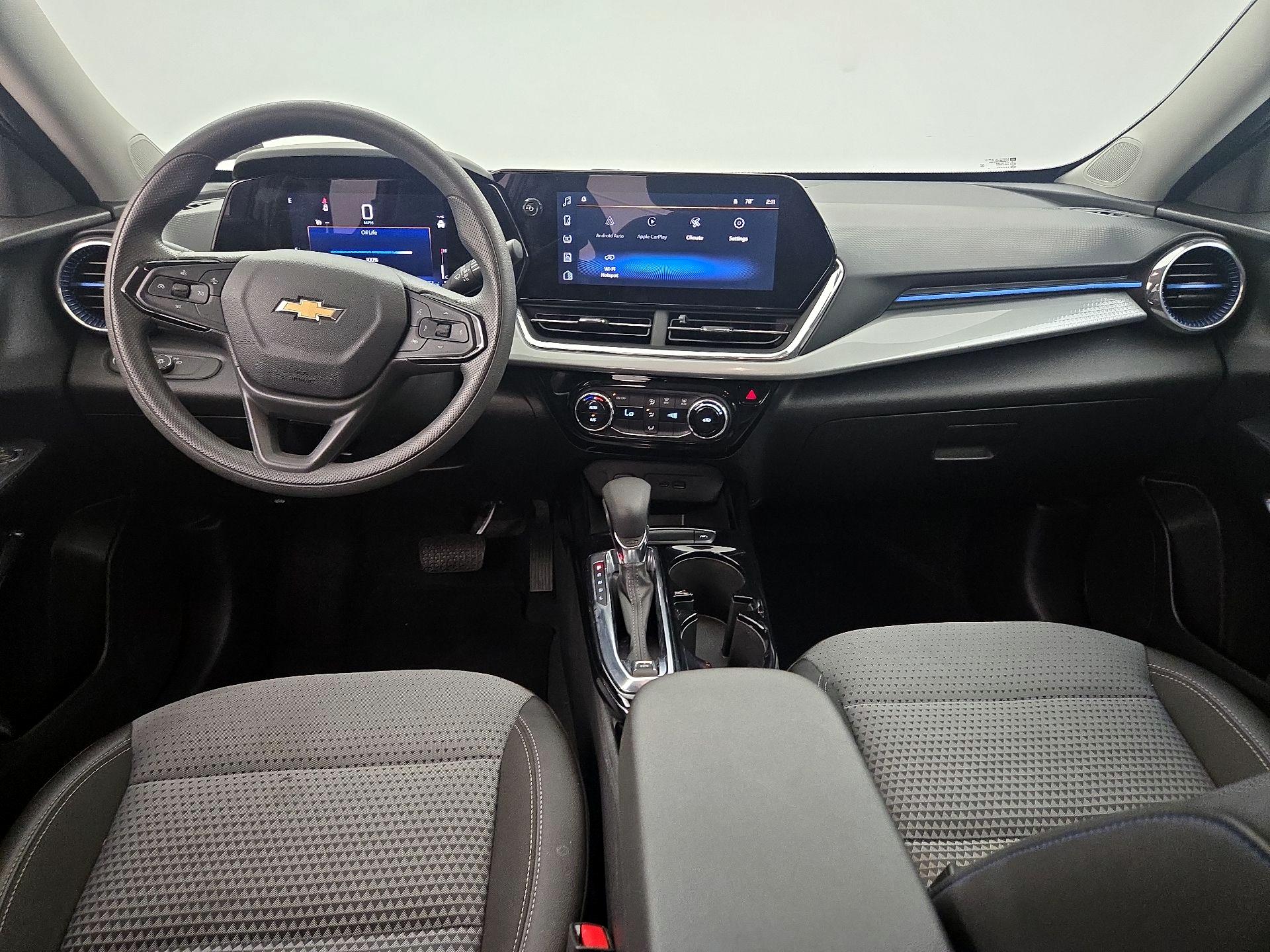 Thumbnail: 2025 Chevrolet Trax - 9