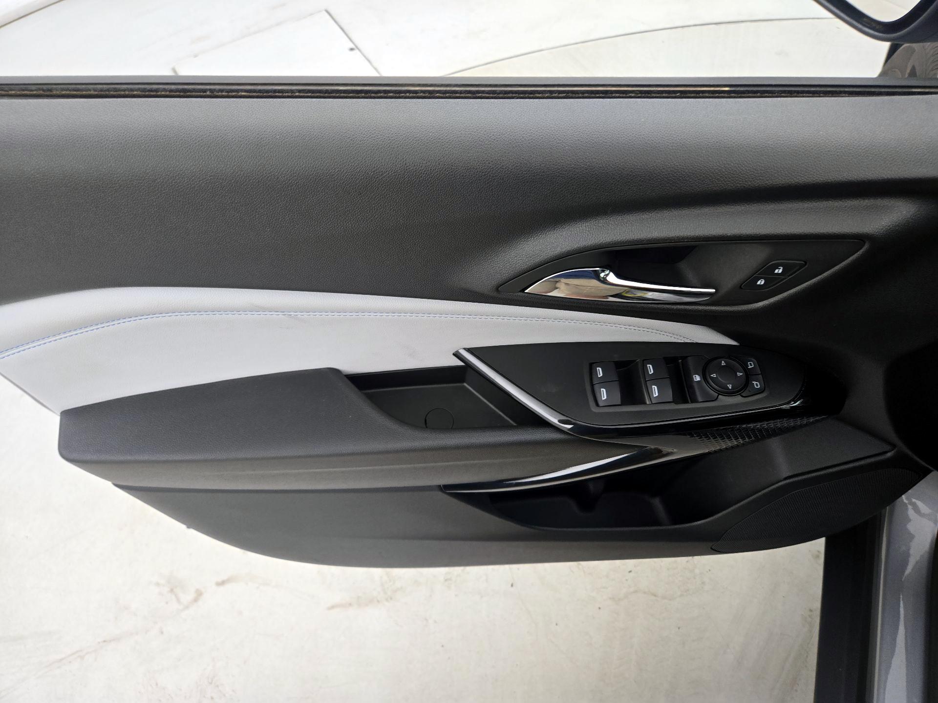 Thumbnail: 2025 Chevrolet Trax - 12