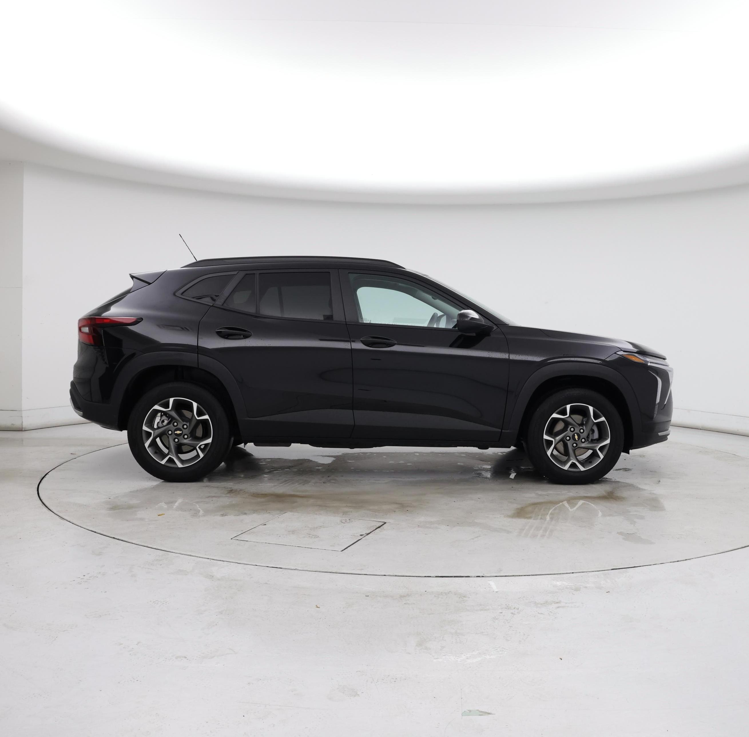 Thumbnail: 2025 Chevrolet Trax - 7