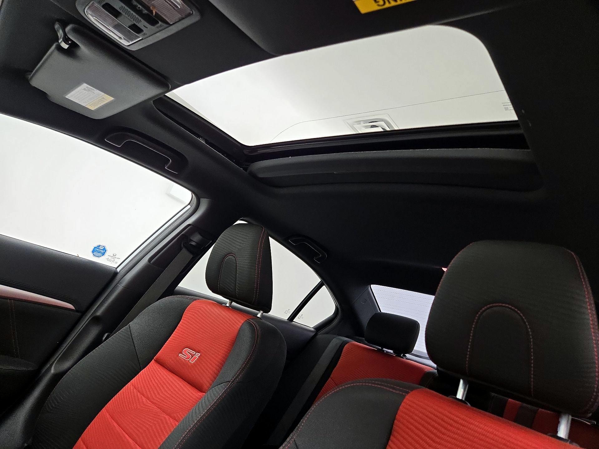 Thumbnail: 2015 Honda Civic - 19