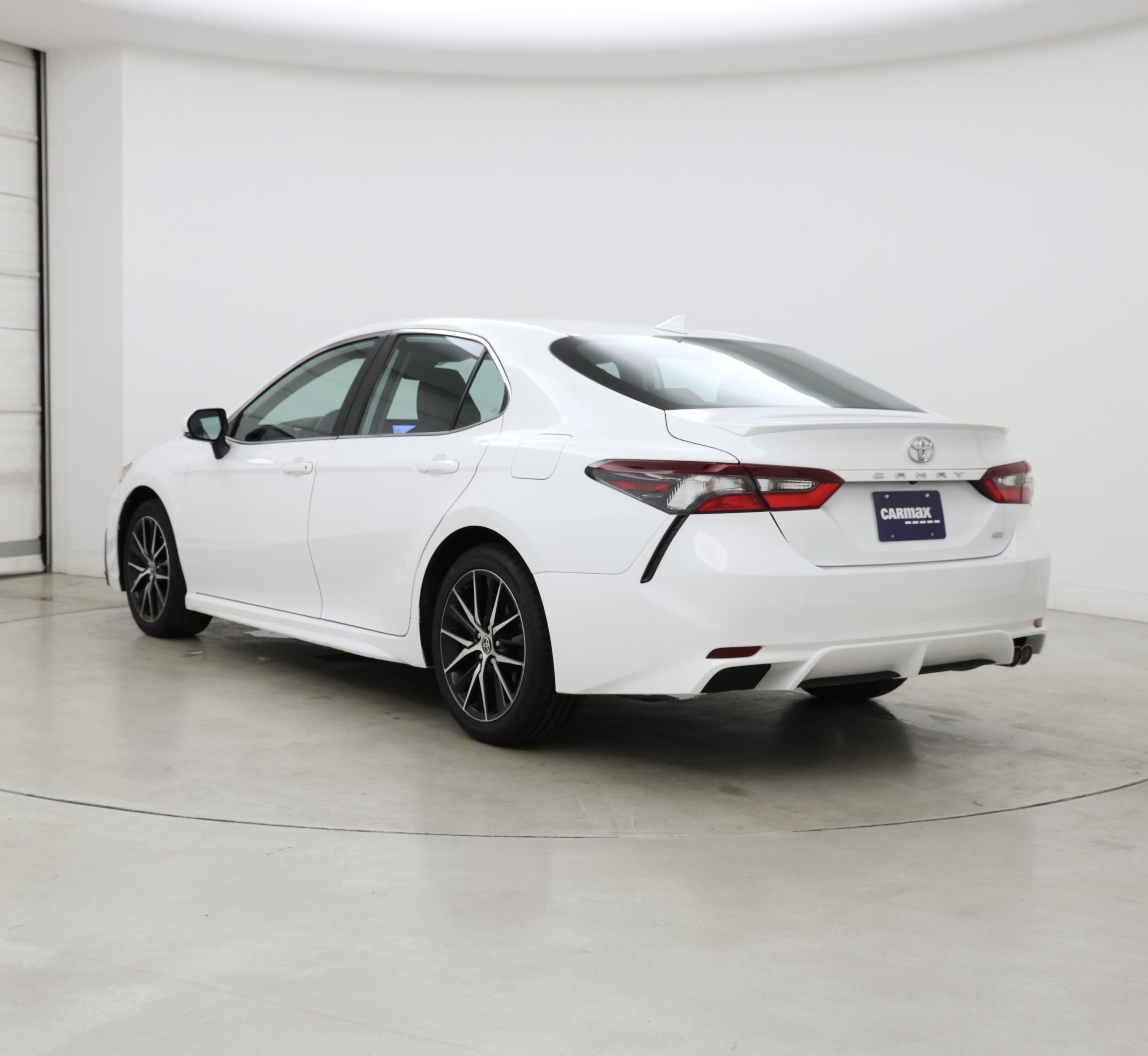 Thumbnail: 2024 Toyota Camry - 2