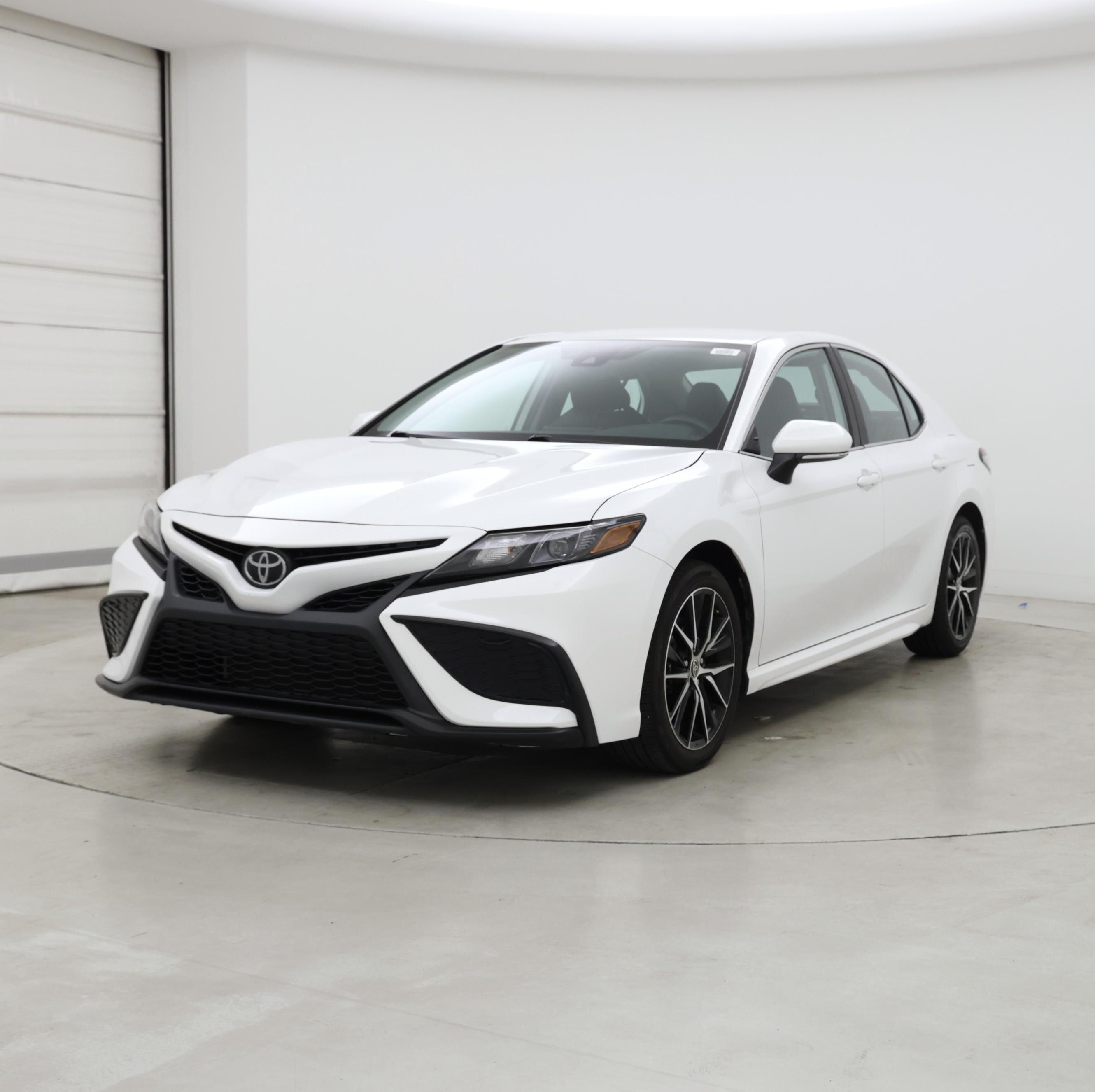 Thumbnail: 2024 Toyota Camry - 4