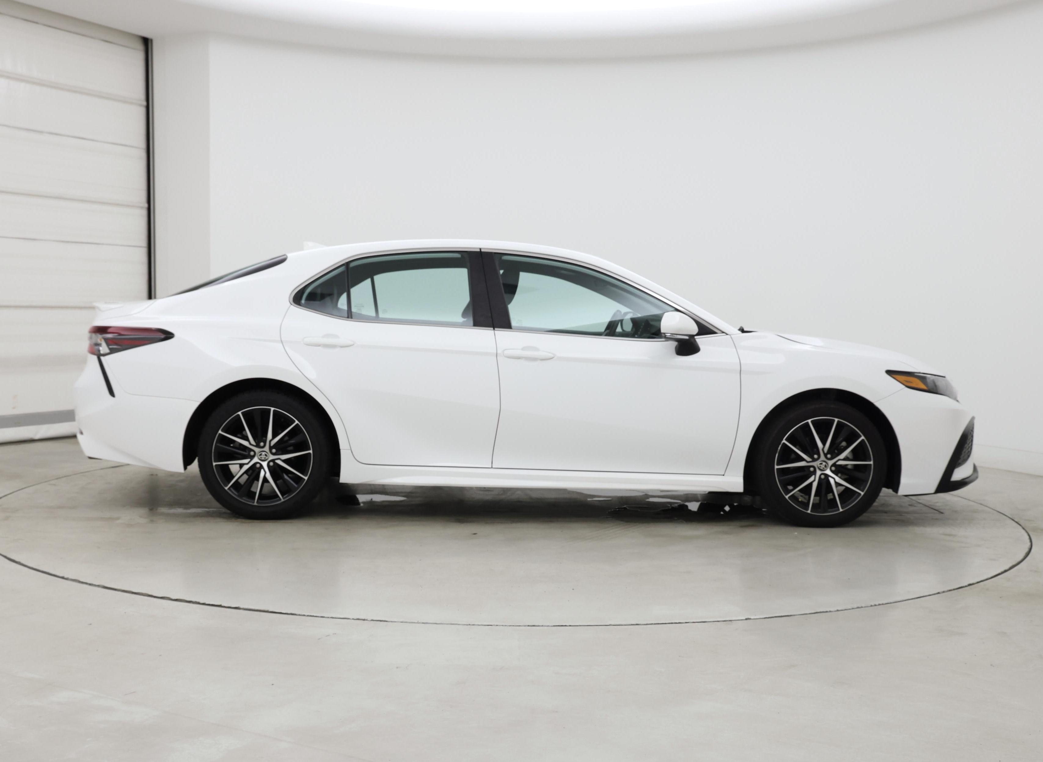 Thumbnail: 2024 Toyota Camry - 7