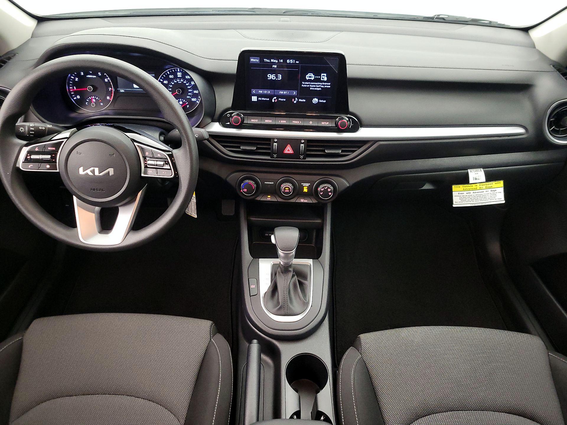 Thumbnail: 2024 Kia Forte - 9