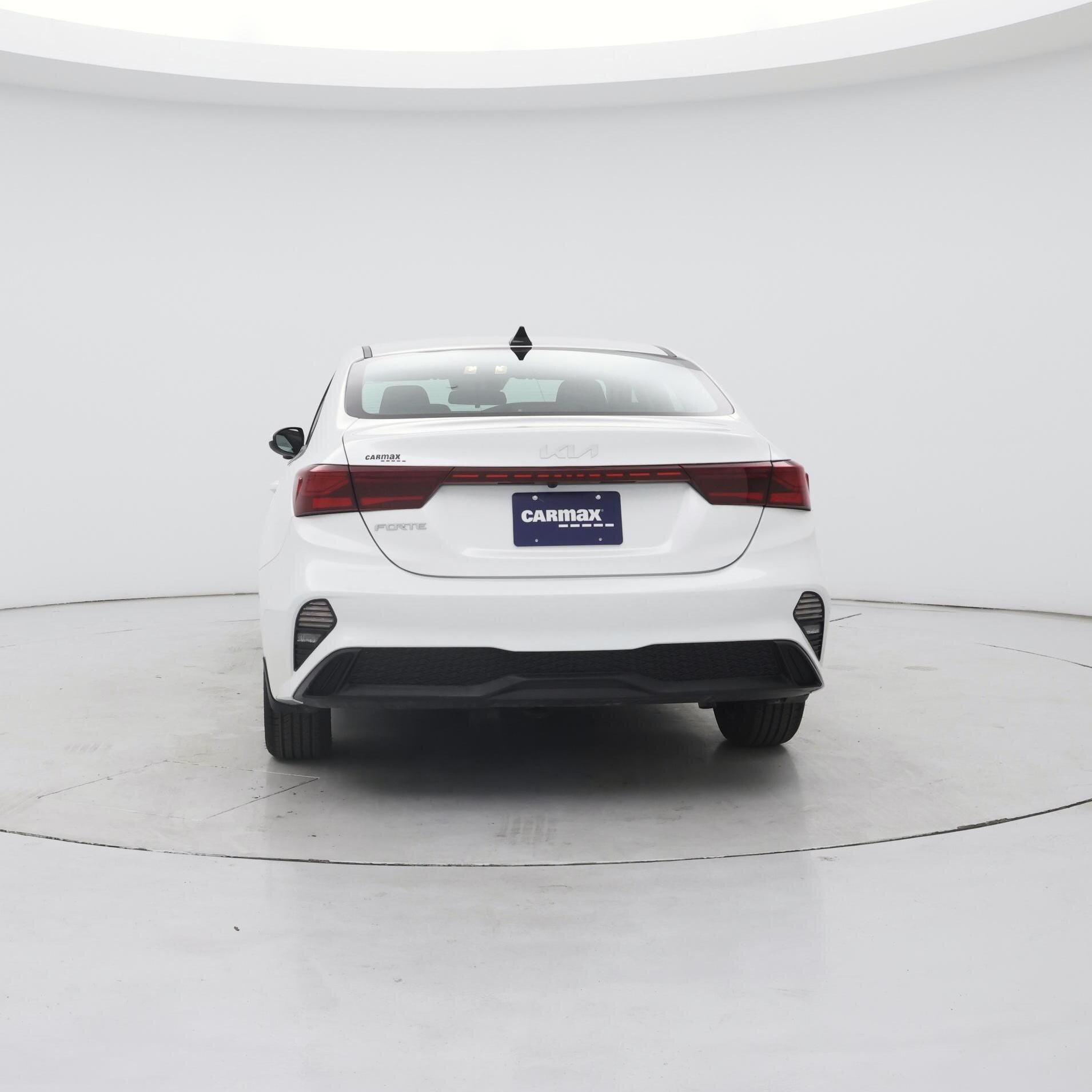 Thumbnail: 2024 Kia Forte - 6