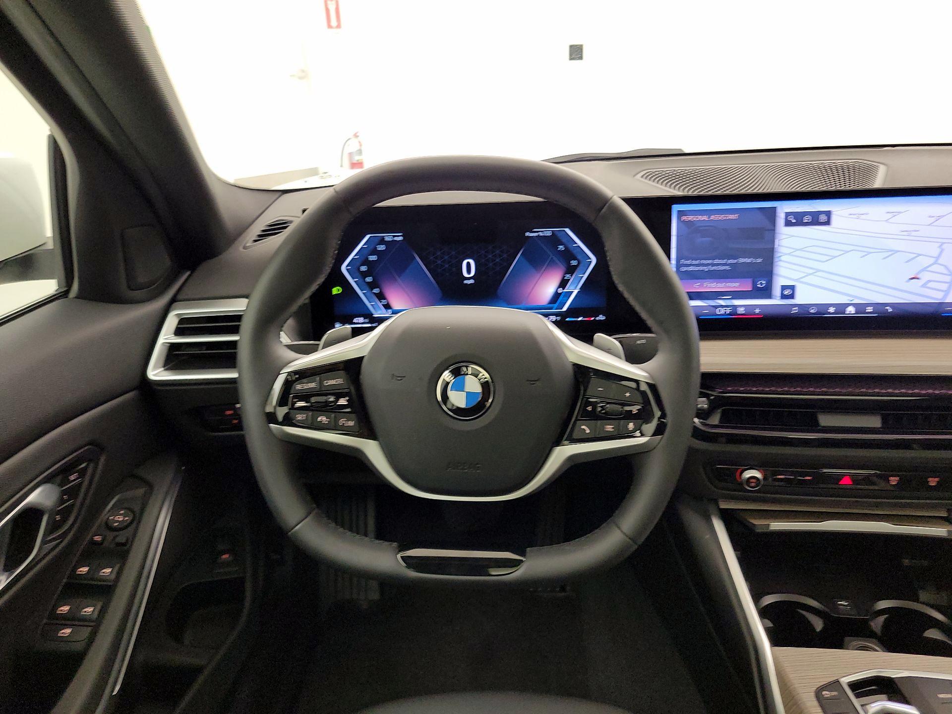 Thumbnail: 2025 BMW 3 Series - 10
