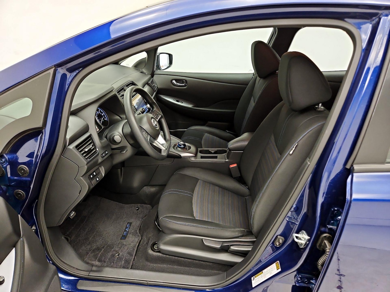 2024 Nissan LEAF S - Photo 12