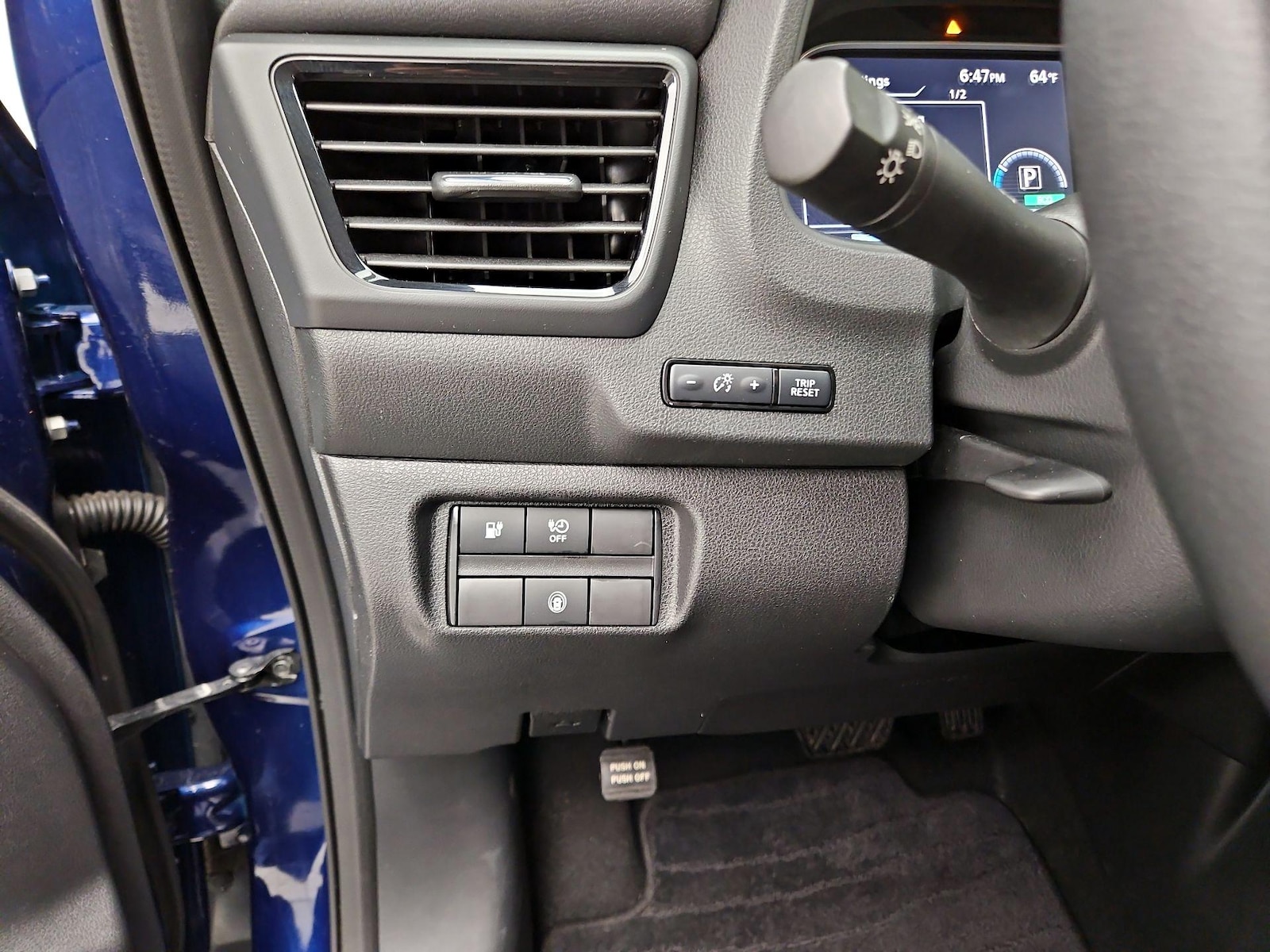 2024 Nissan LEAF S - Photo 14
