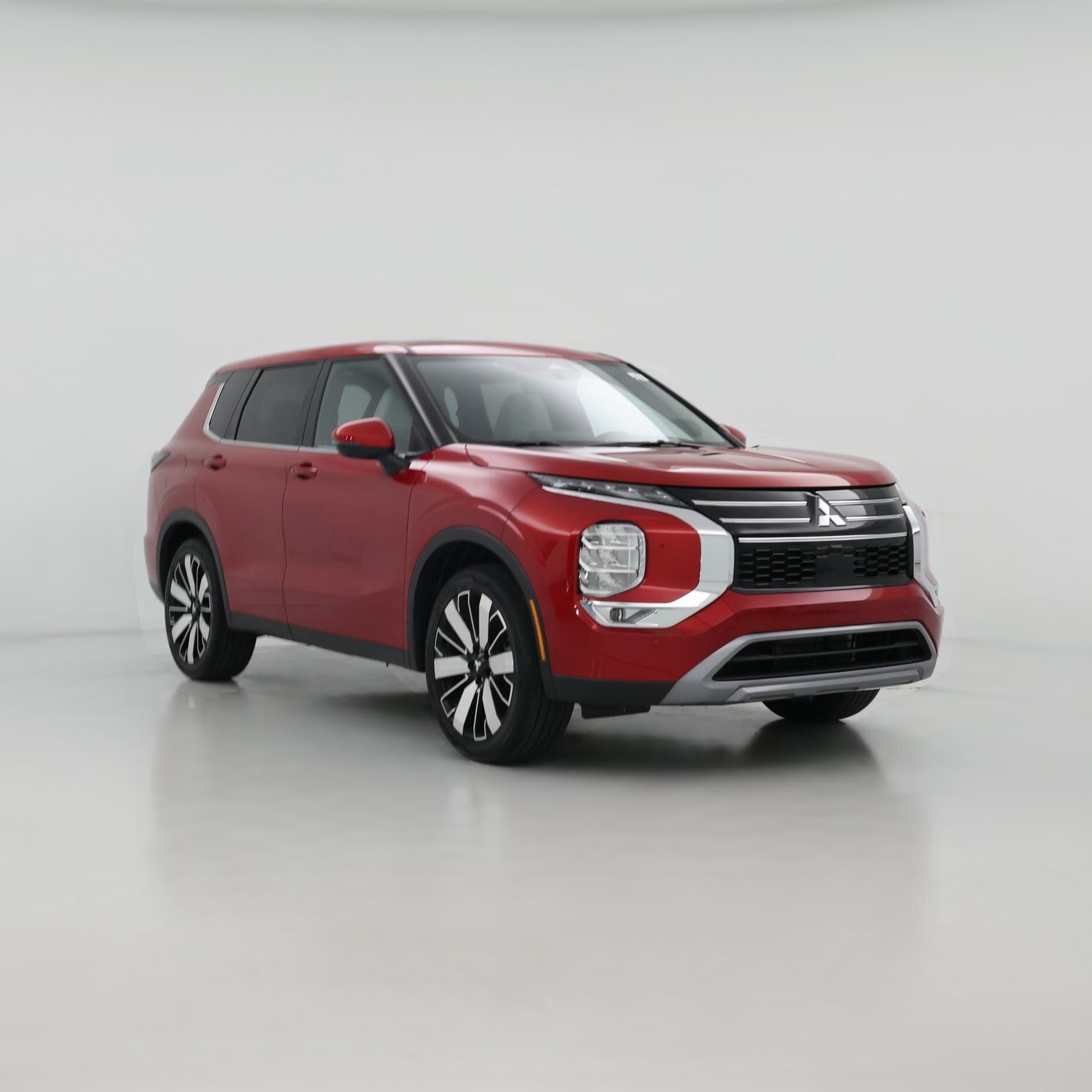 Thumbnail: 2025 Mitsubishi Outlander - 1