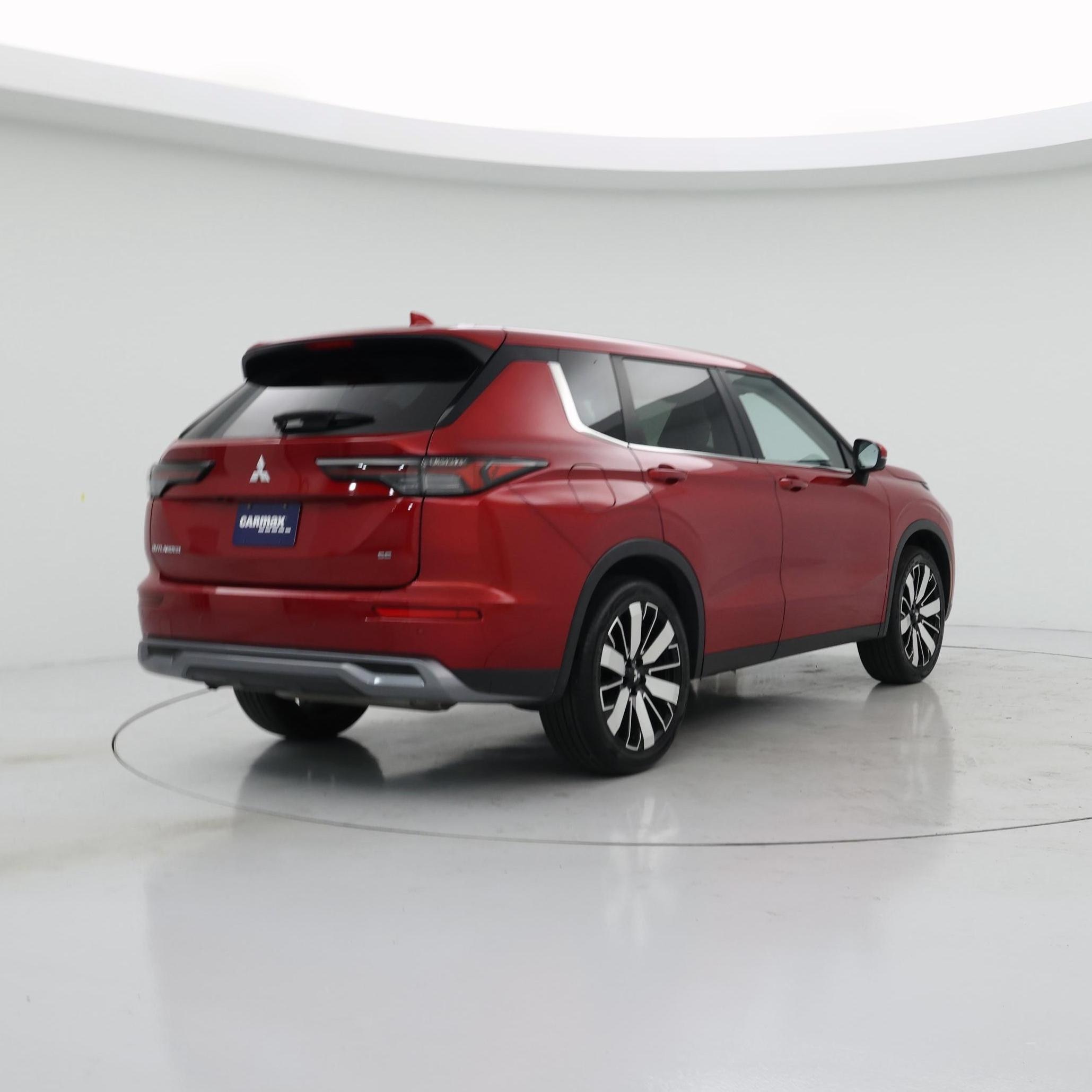Thumbnail: 2025 Mitsubishi Outlander - 8