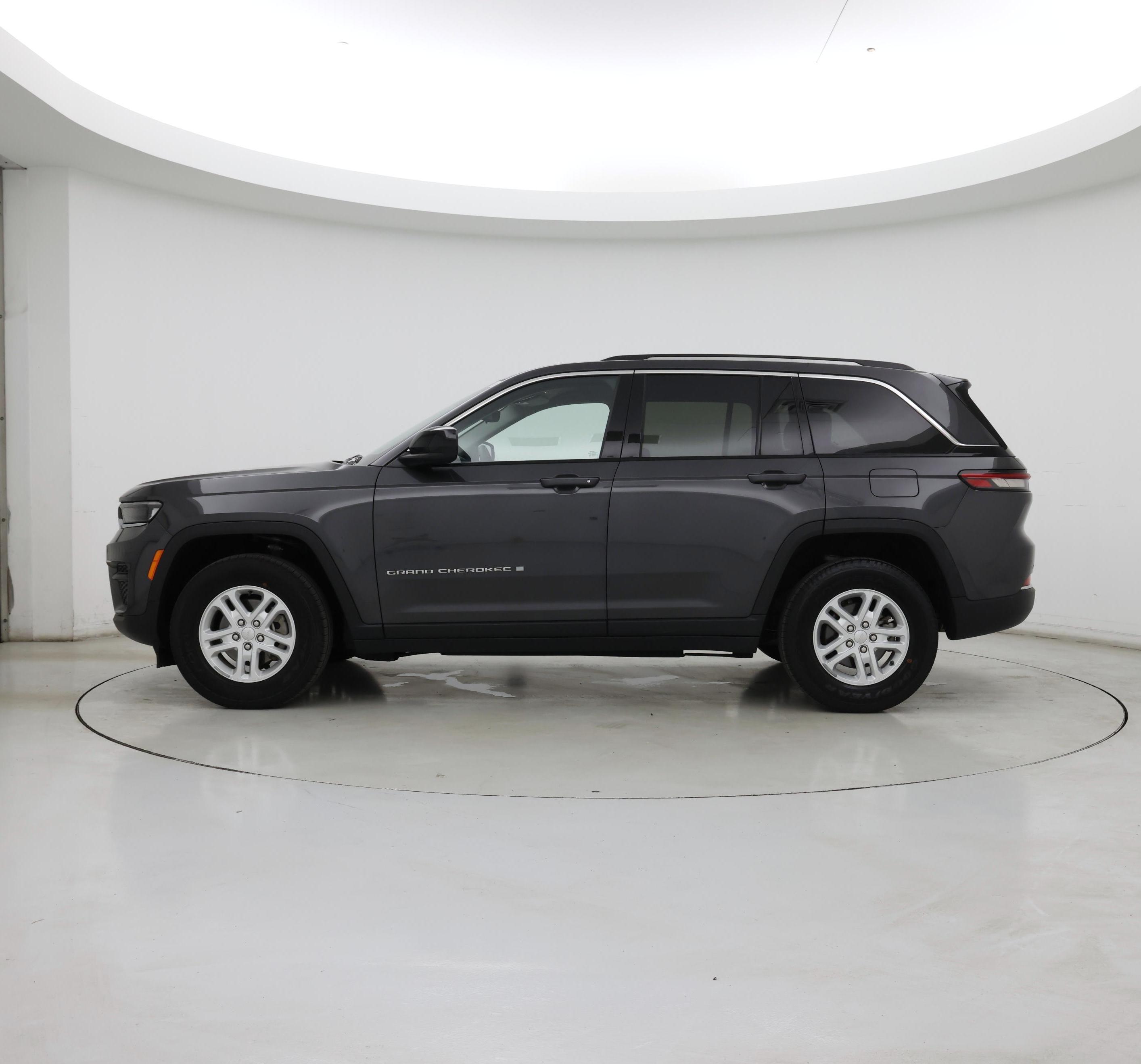 Thumbnail: 2023 Jeep Grand Cherokee - 3