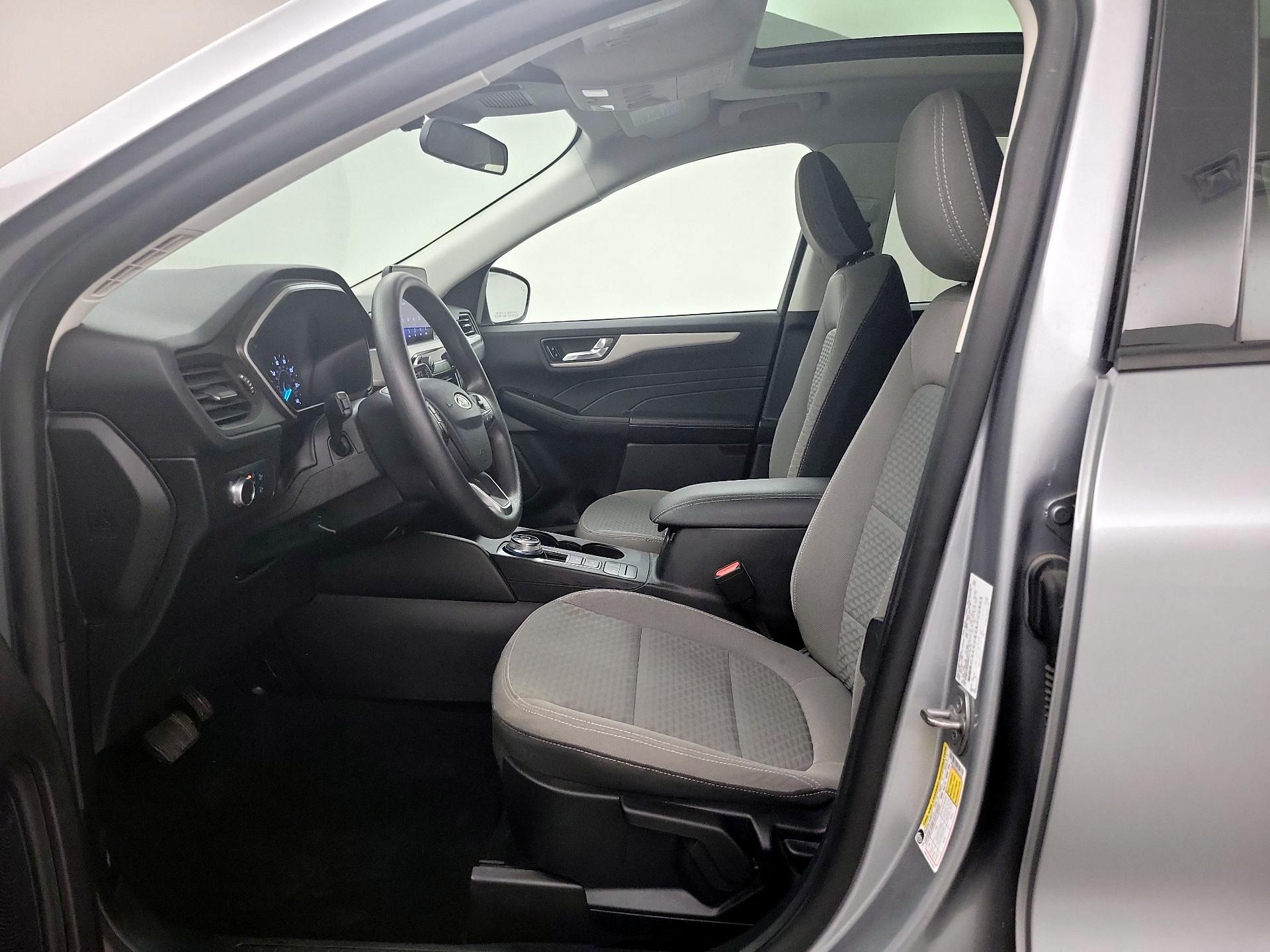 Thumbnail: 2021 Ford Escape - 11