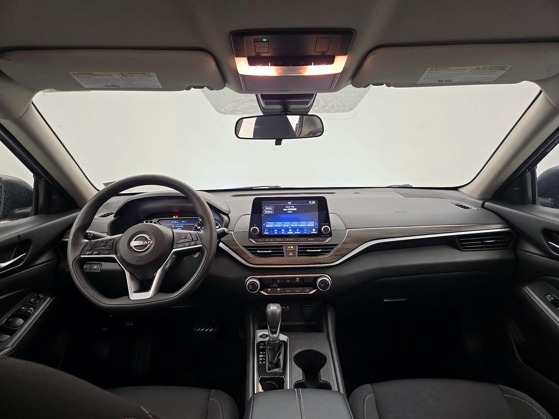 Thumbnail: 2025 Nissan Altima - 9