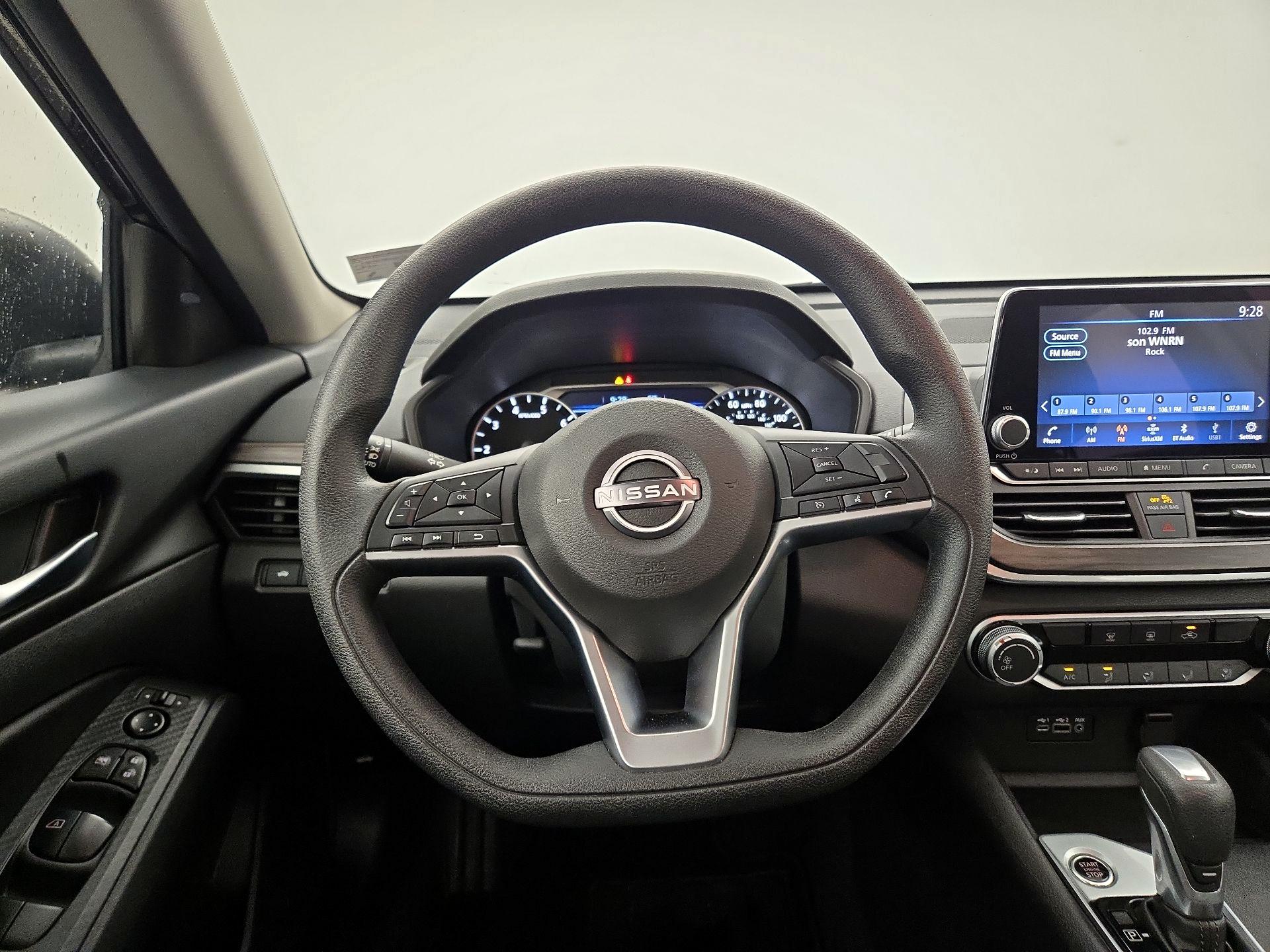 Thumbnail: 2025 Nissan Altima - 10
