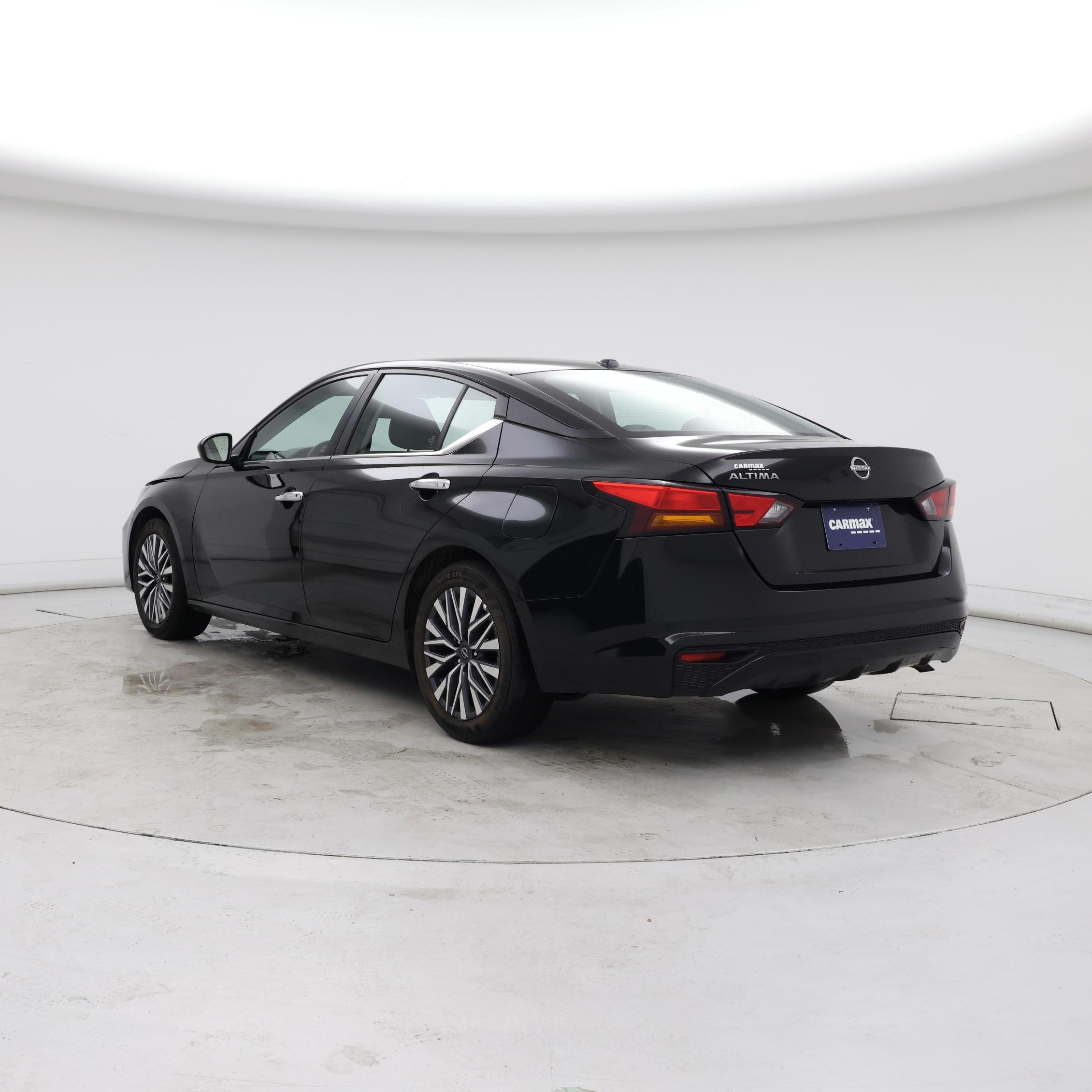 Thumbnail: 2025 Nissan Altima - 2