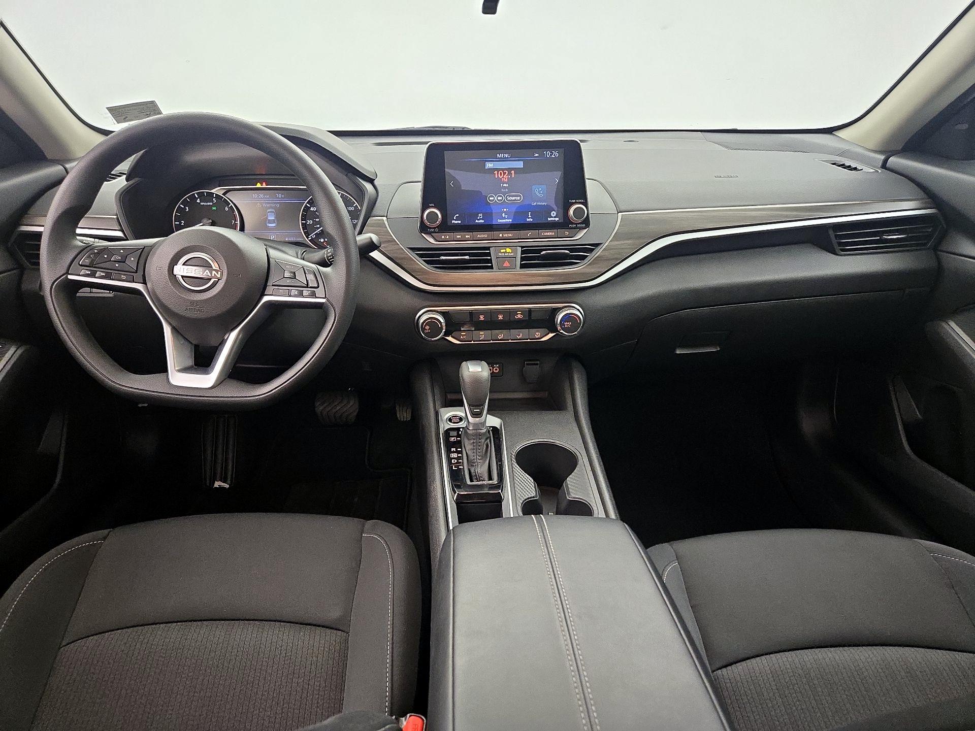 Thumbnail: 2025 Nissan Altima - 9