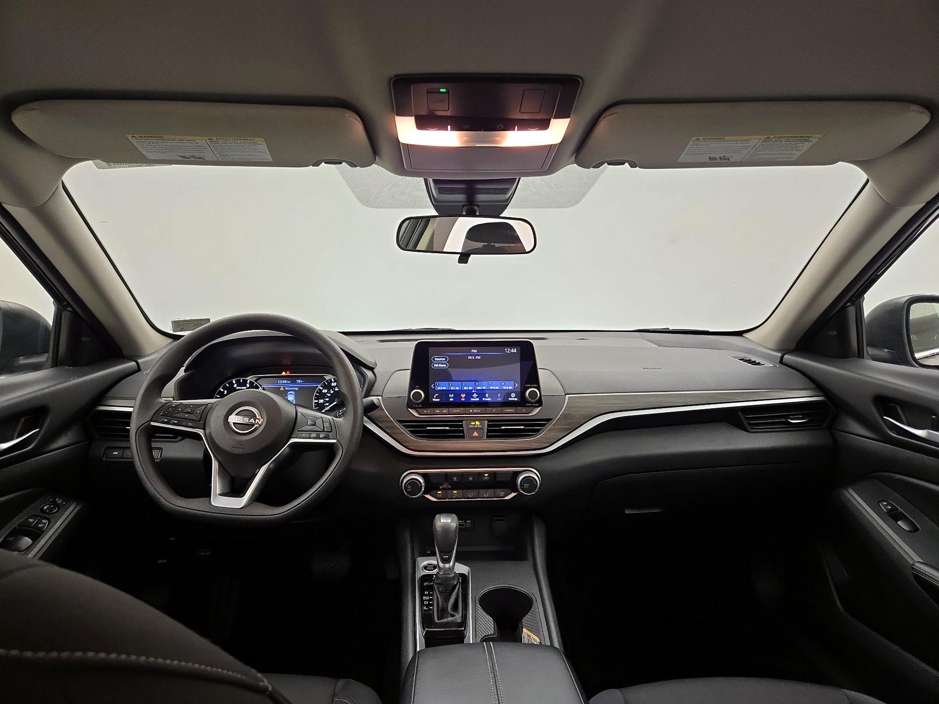 Thumbnail: 2025 Nissan Altima - 9