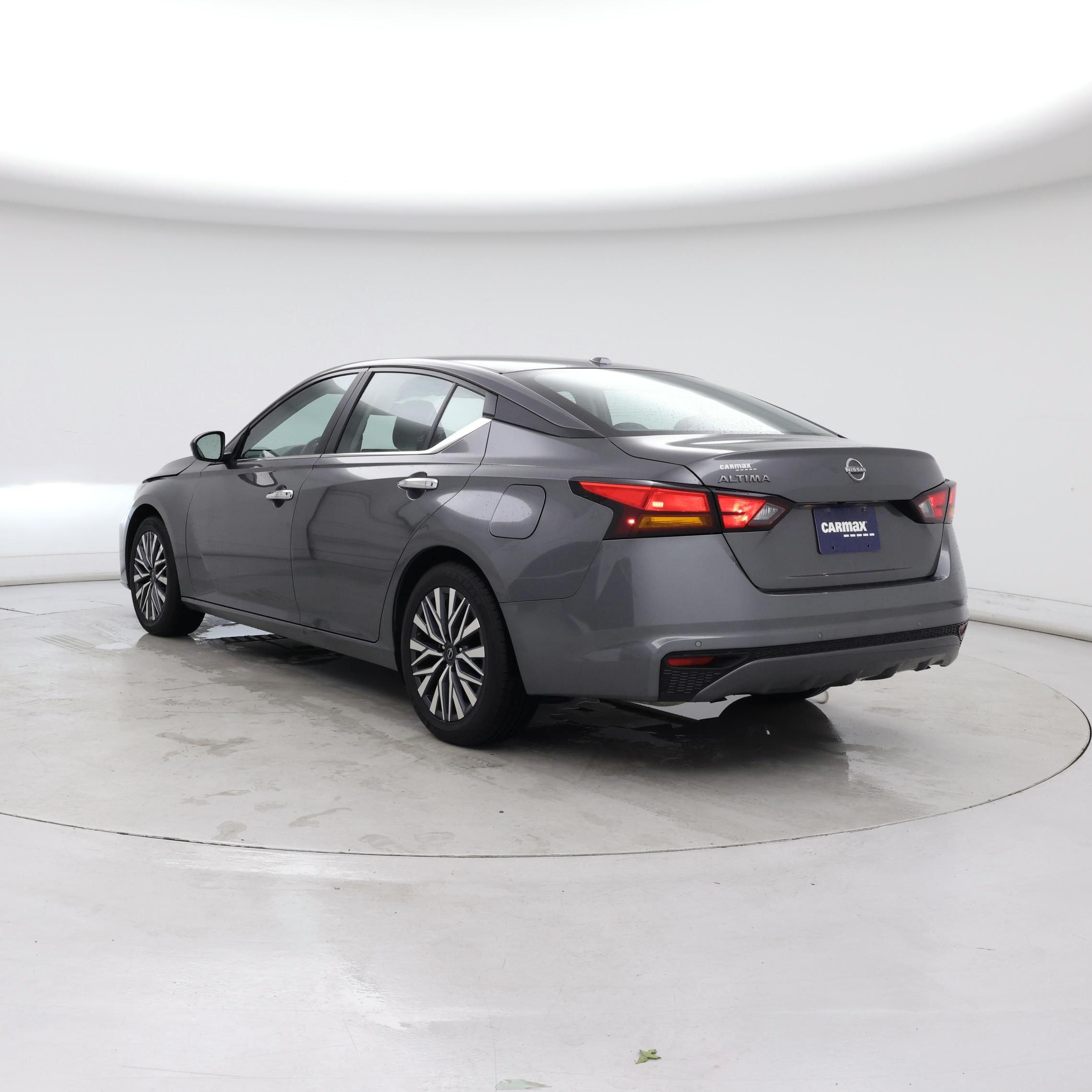 Thumbnail: 2025 Nissan Altima - 2