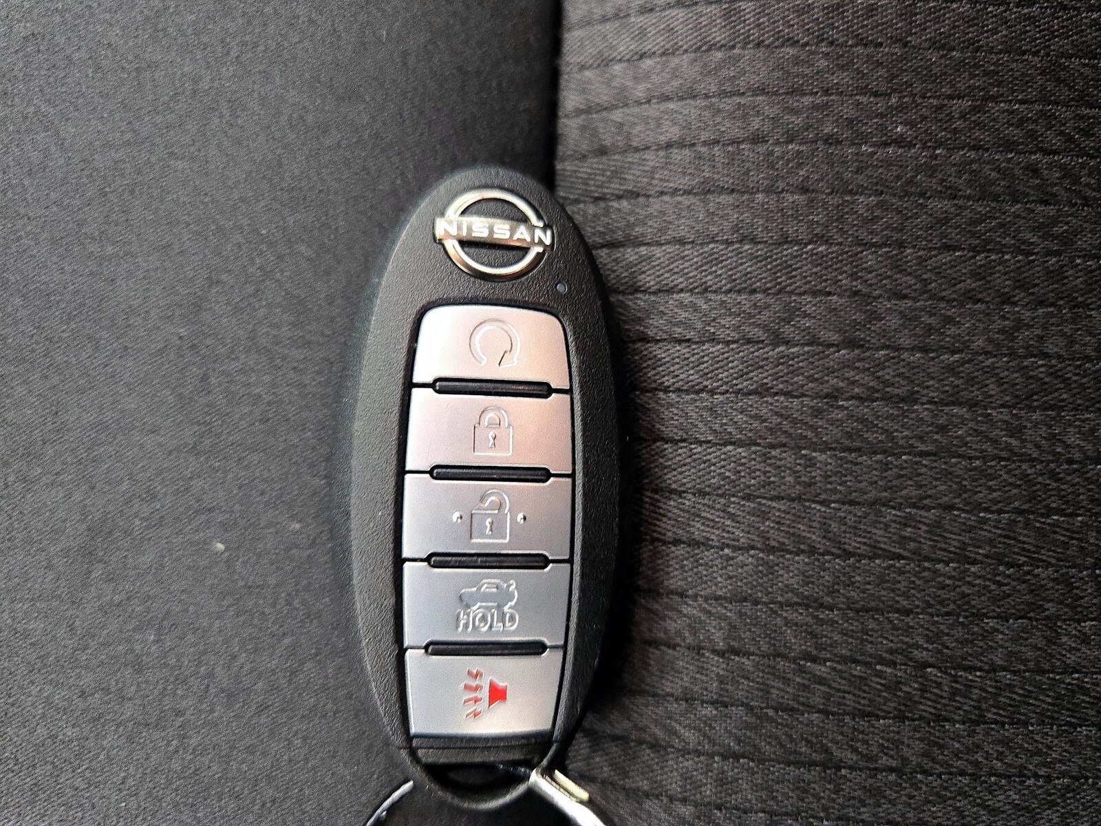 2025 Nissan Altima SV - Photo 23