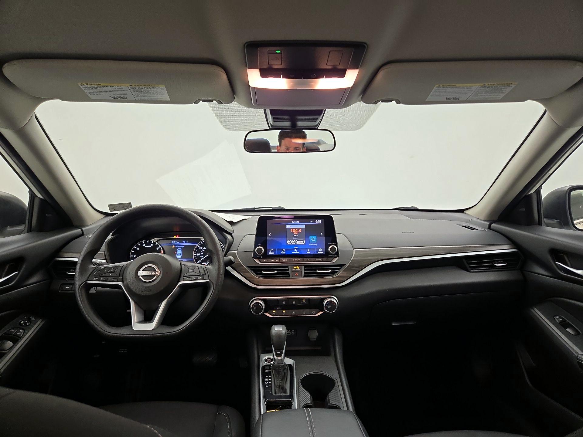Thumbnail: 2025 Nissan Altima - 9