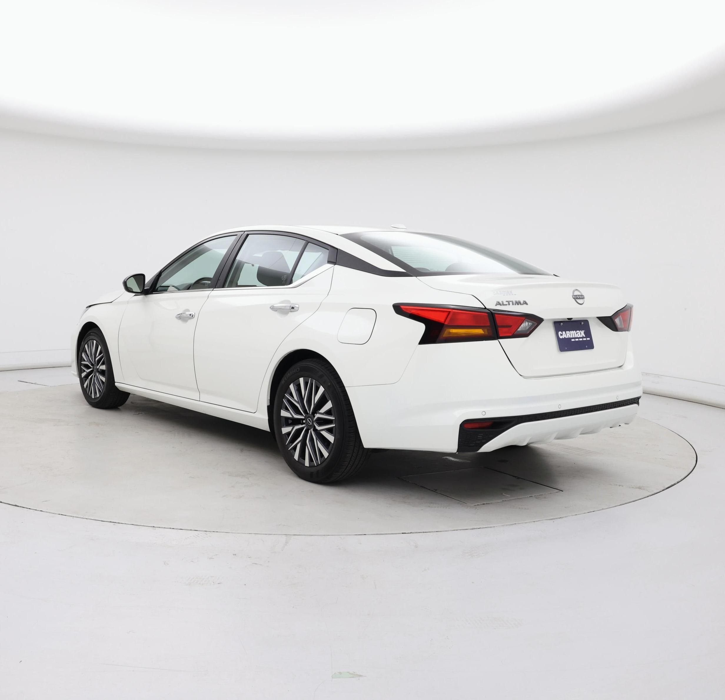 Thumbnail: 2025 Nissan Altima - 2