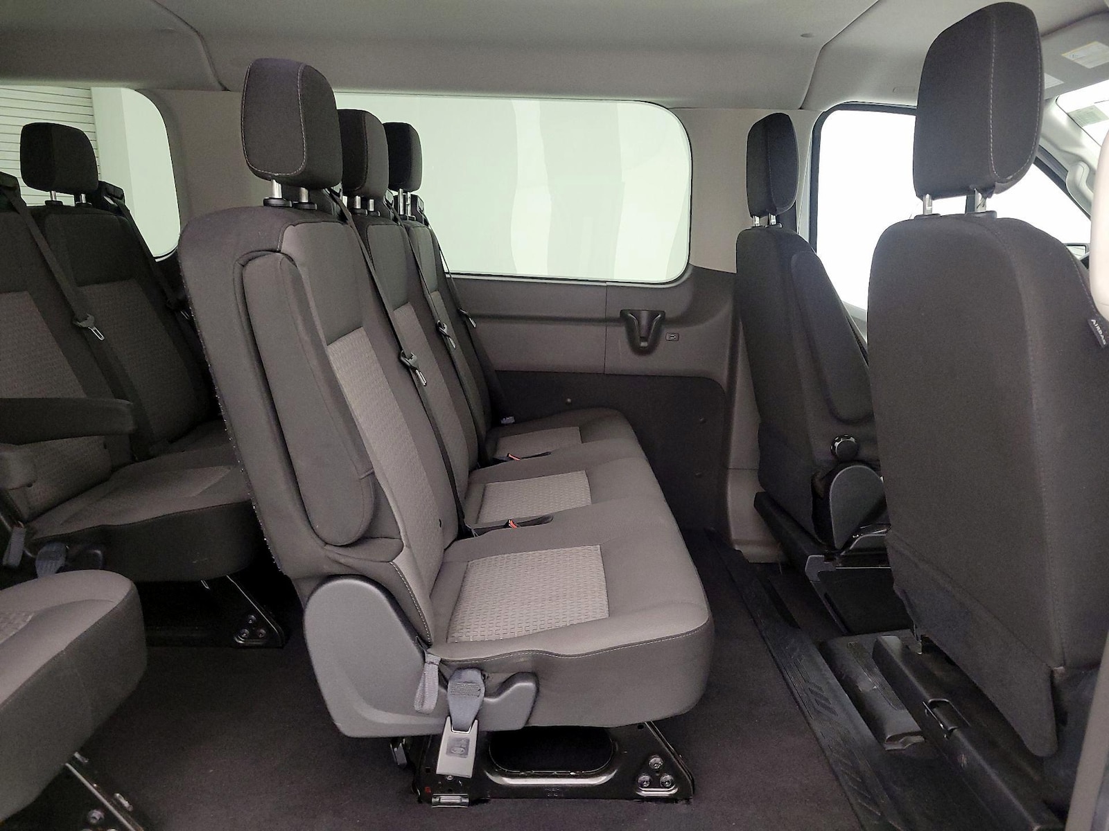 2024 Ford Transit Passenger Van XLT - Photo 21