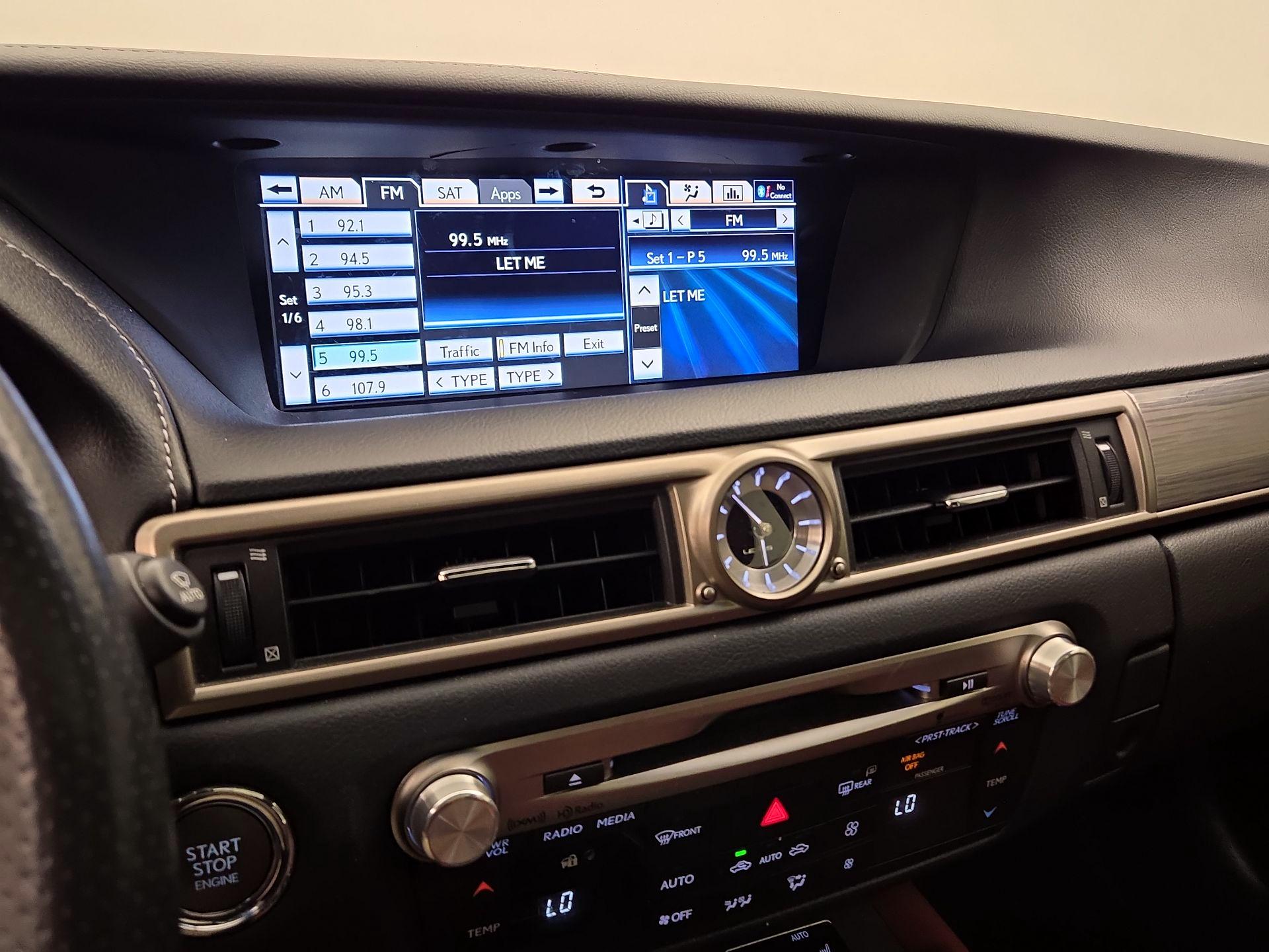 Thumbnail: 2014 Lexus GS - 16