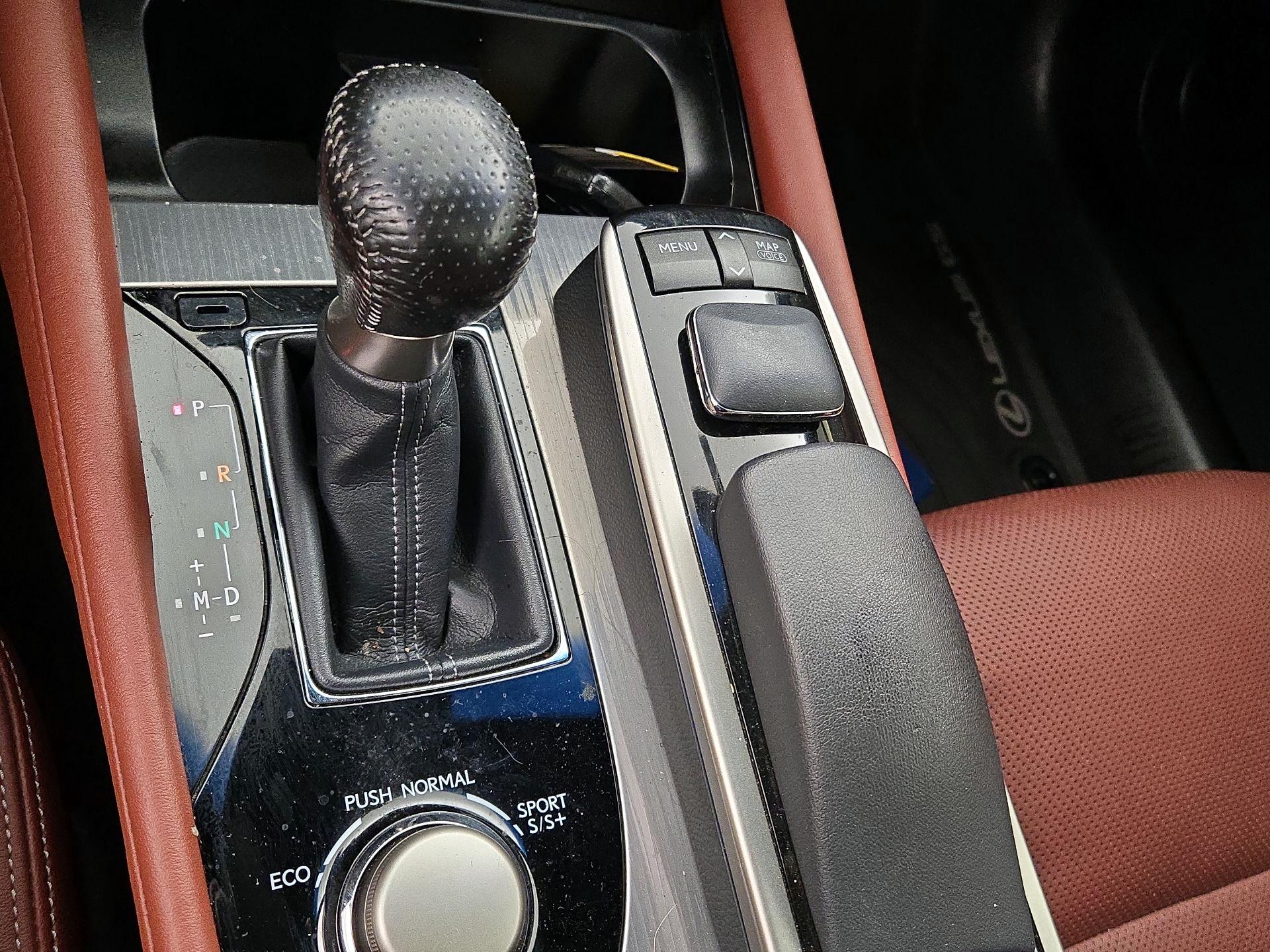 Thumbnail: 2014 Lexus GS - 18