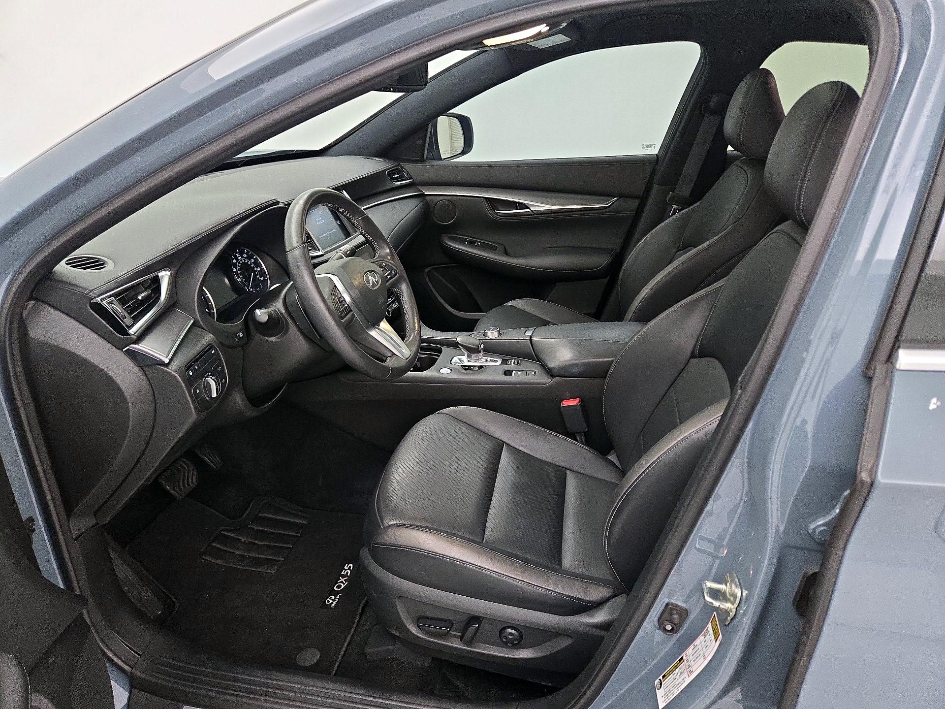Thumbnail: 2023 INFINITI QX55 - 11