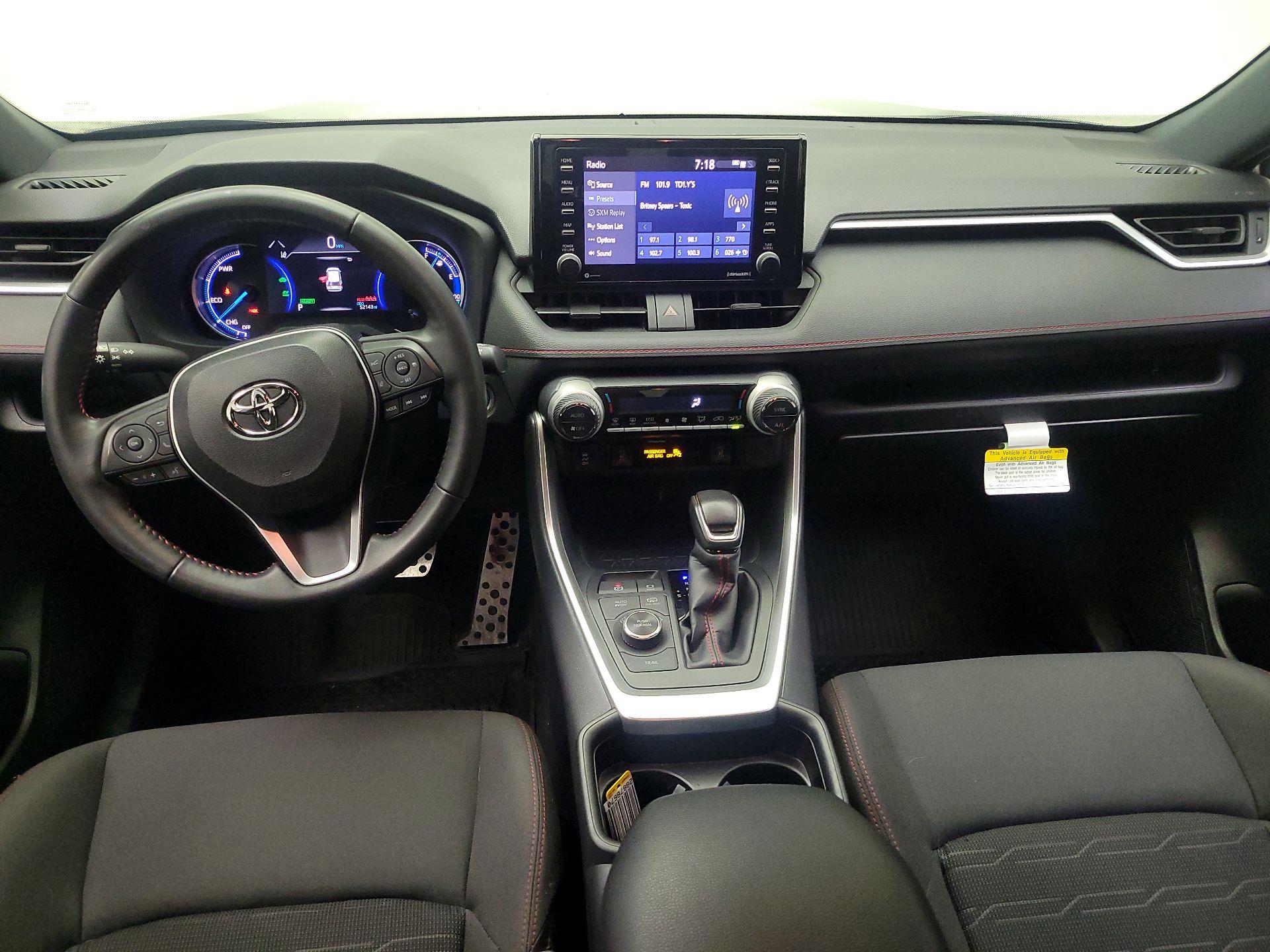 Thumbnail: 2021 Toyota RAV4 - 9