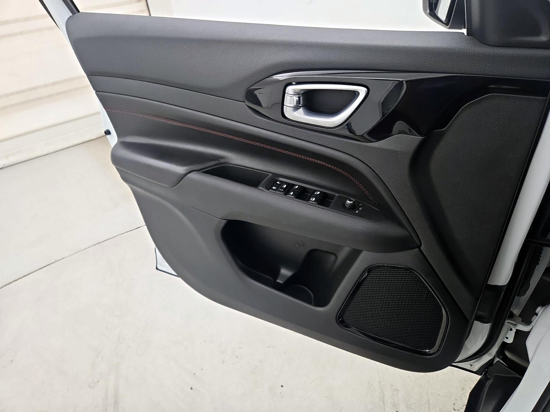 Thumbnail: 2025 Jeep Compass - 12