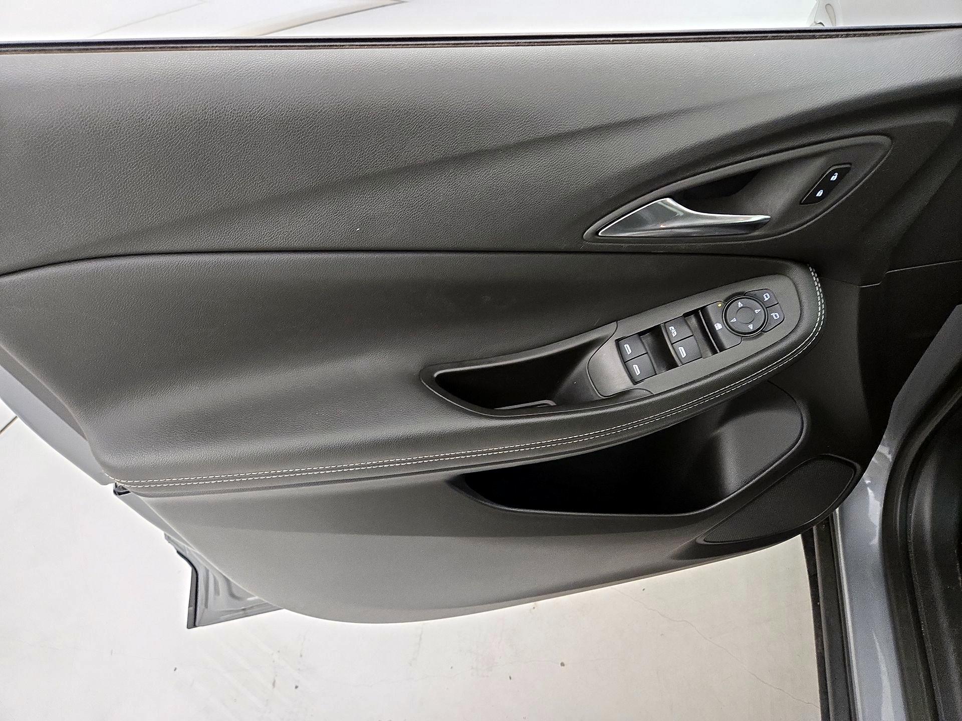 Thumbnail: 2025 Buick Encore GX - 12