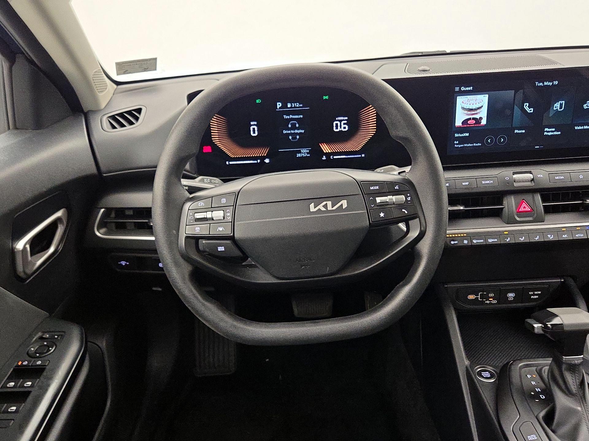 Thumbnail: 2025 Kia K4 - 10