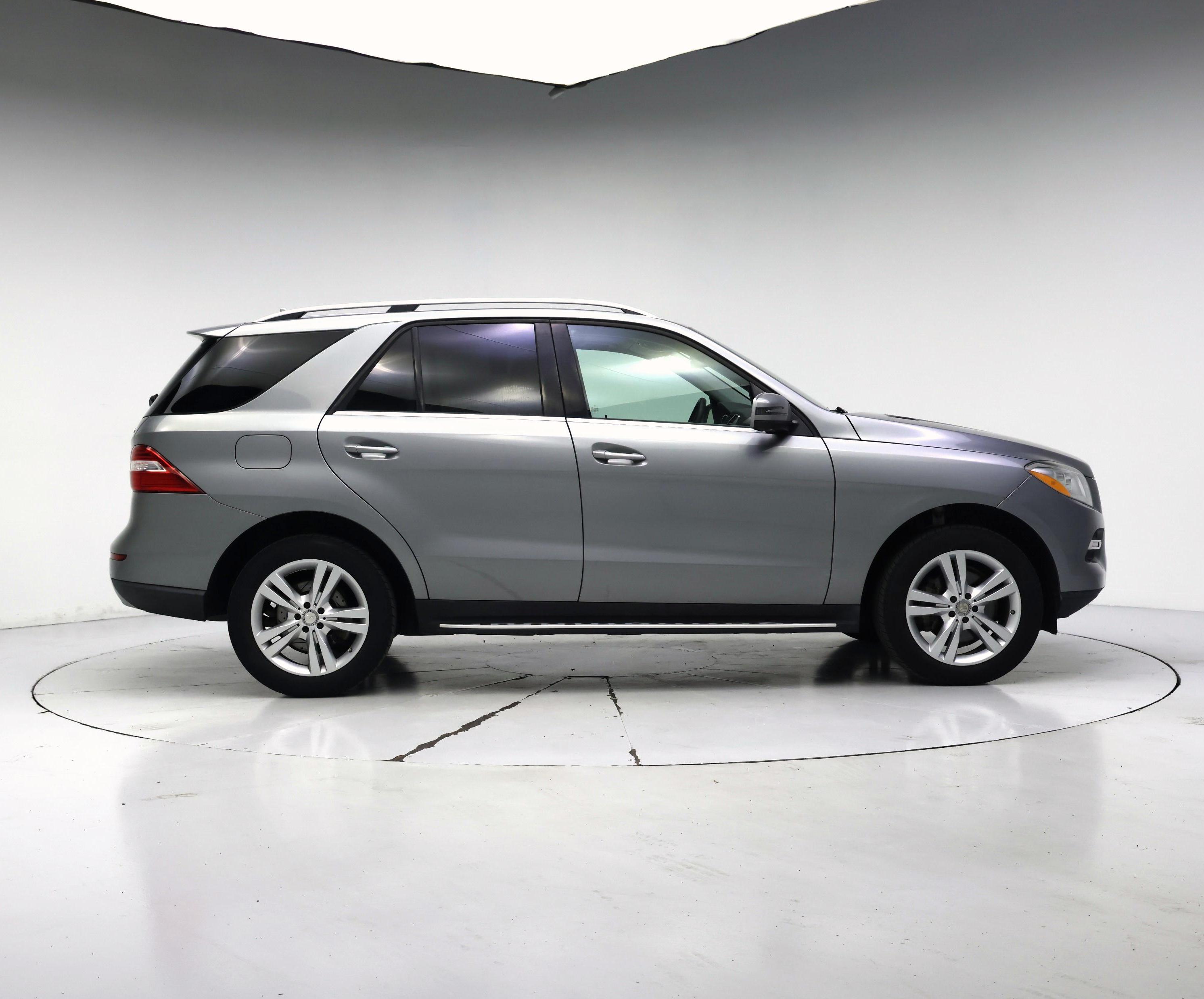 Thumbnail: 2015 Mercedes-Benz M-Class - 7