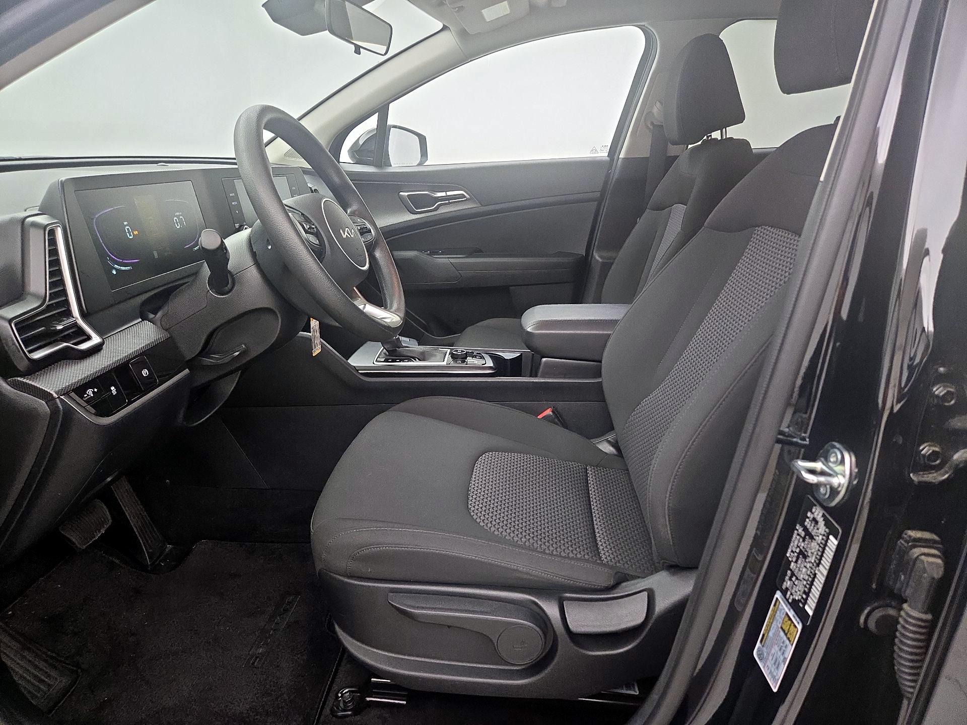 Thumbnail: 2025 Kia Sportage - 11