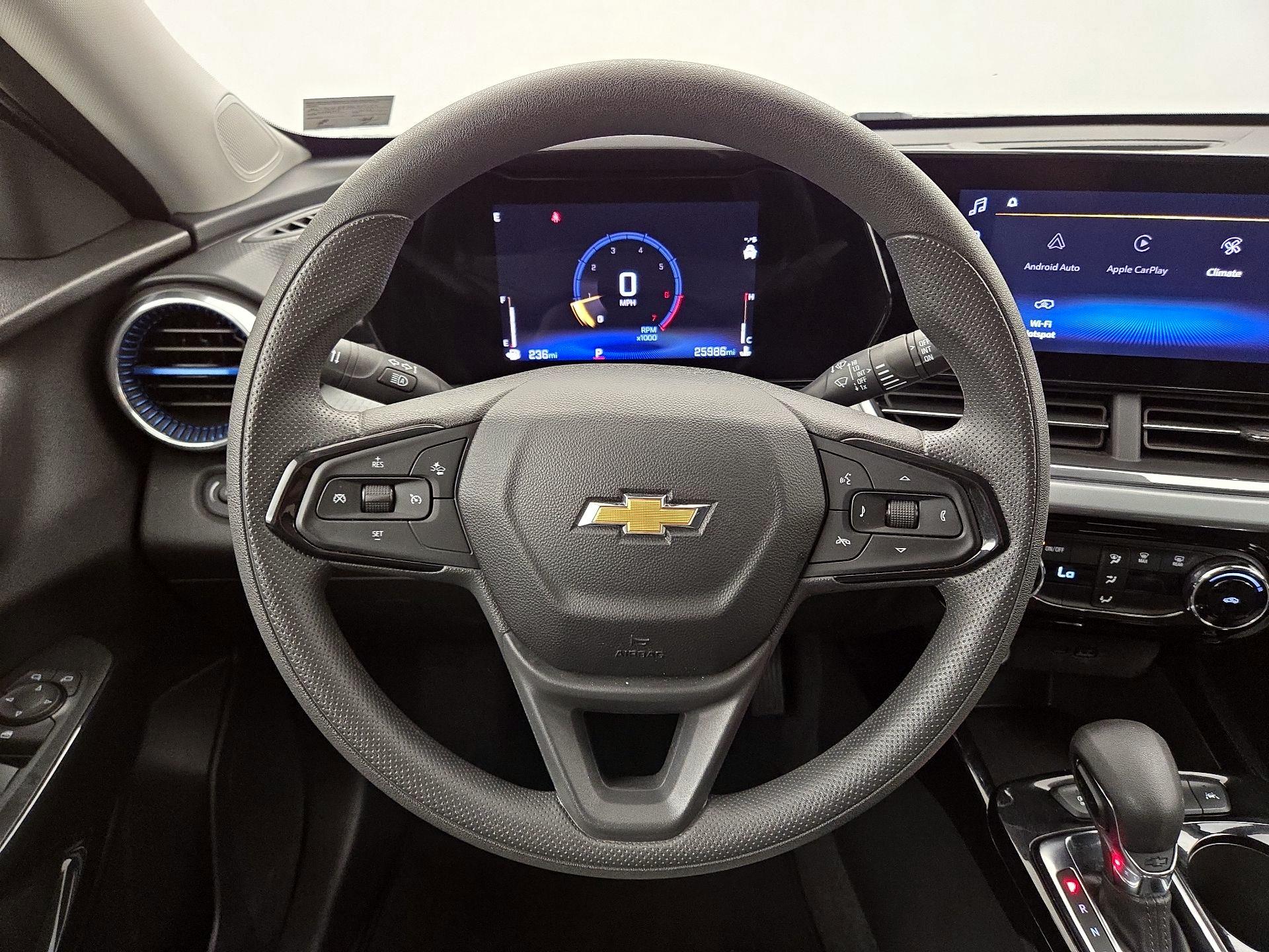 Thumbnail: 2025 Chevrolet Trax - 10