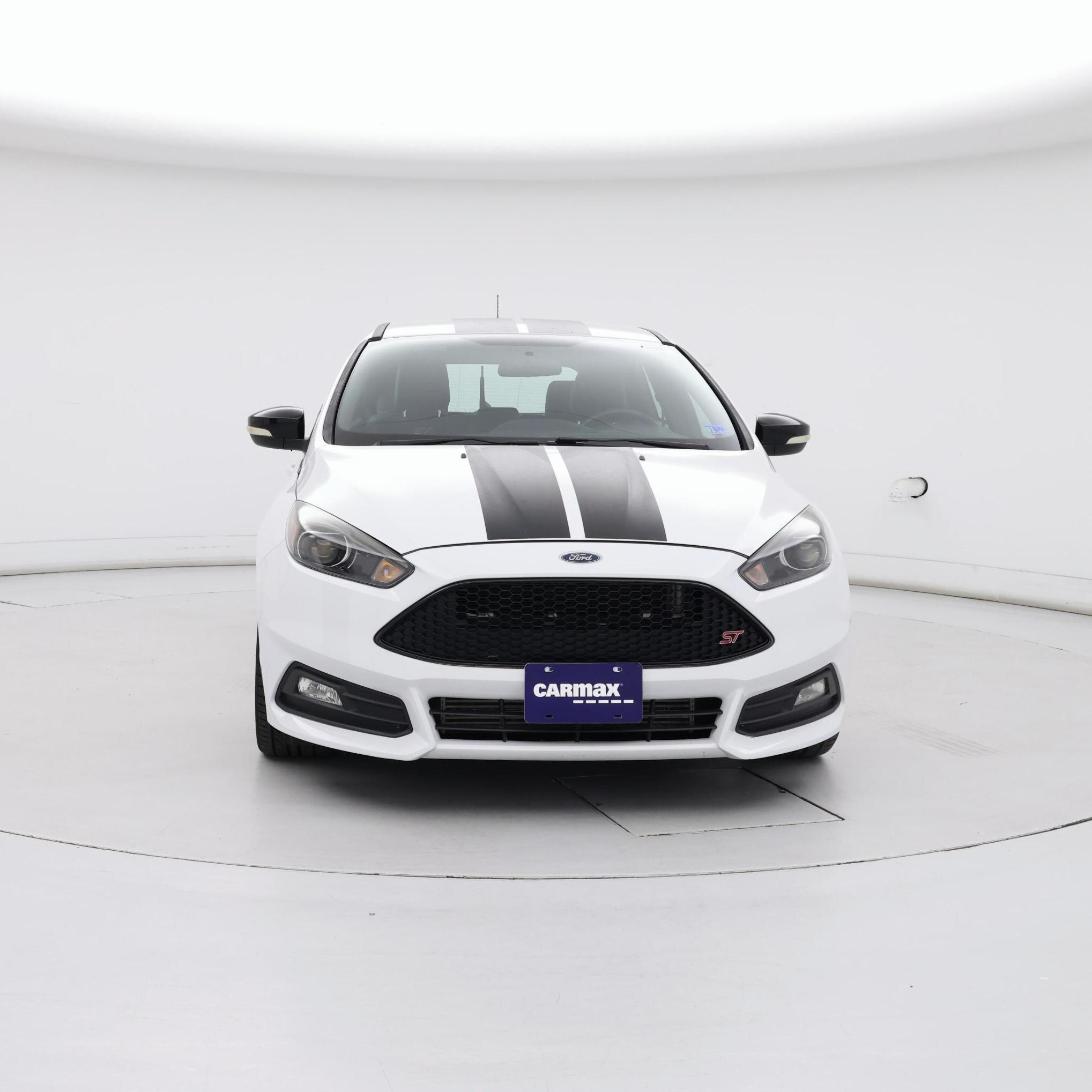 Thumbnail: 2016 Ford Focus - 5