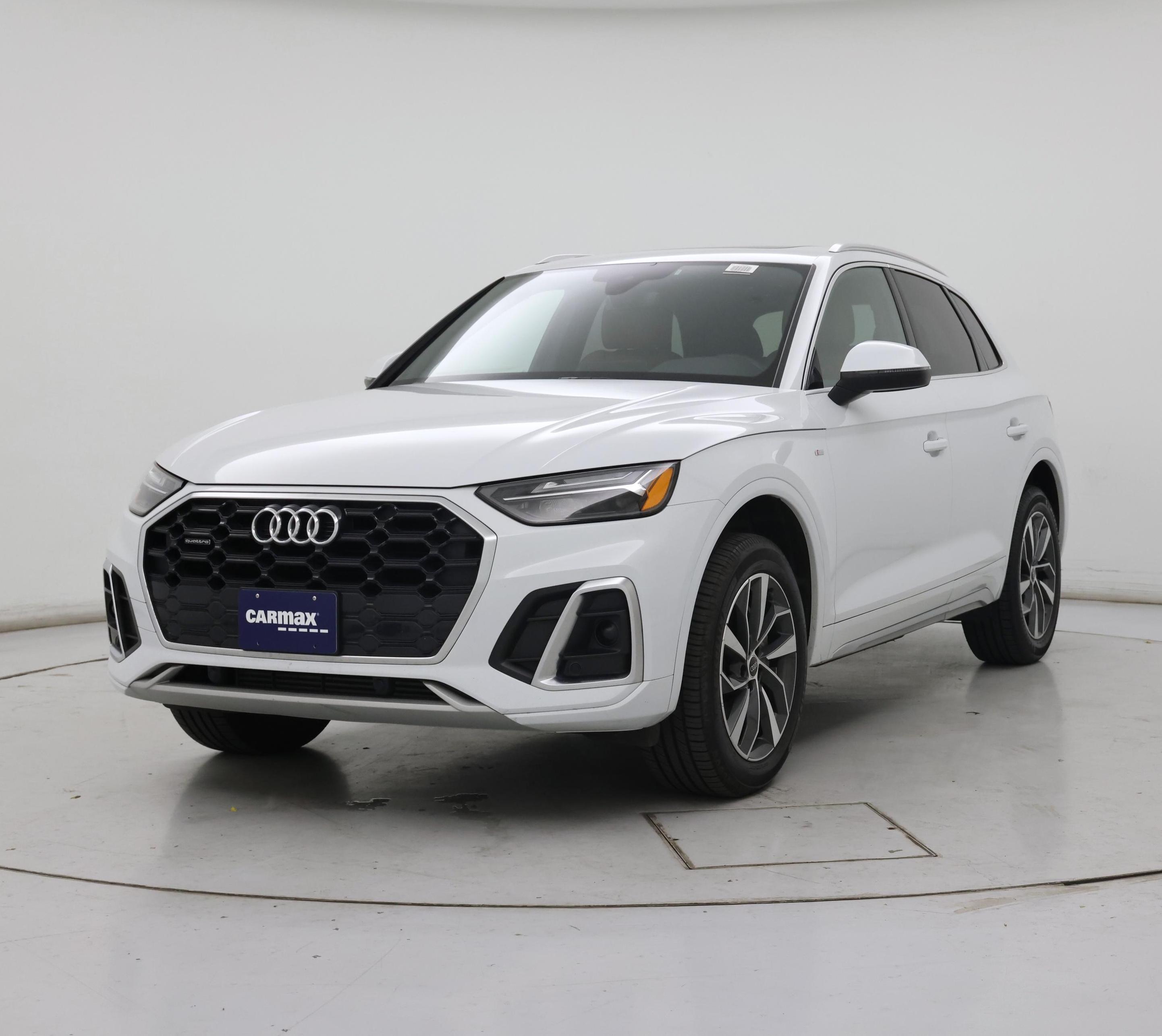 Thumbnail: 2024 Audi Q5 - 4
