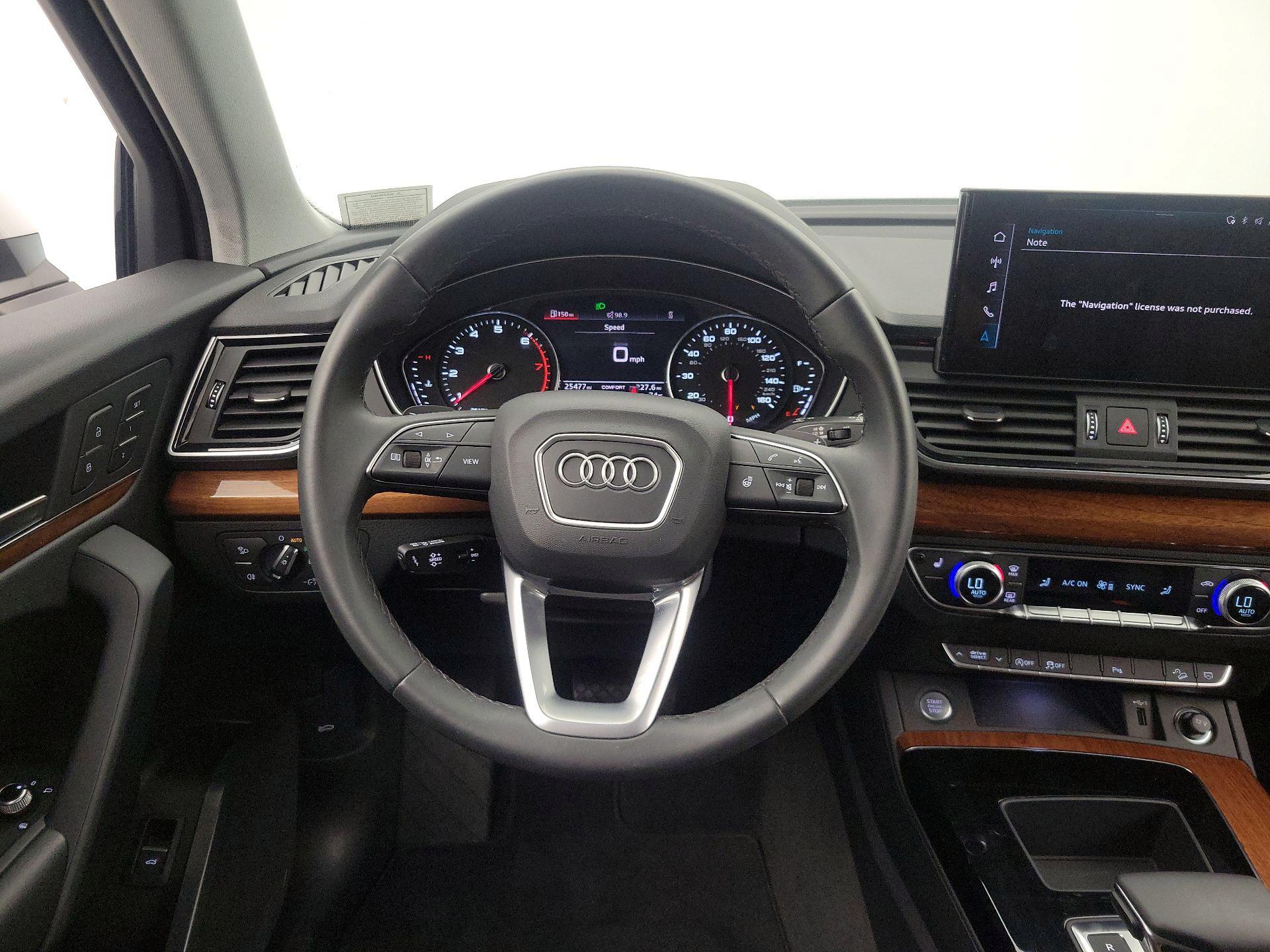 Thumbnail: 2023 Audi Q5 - 10