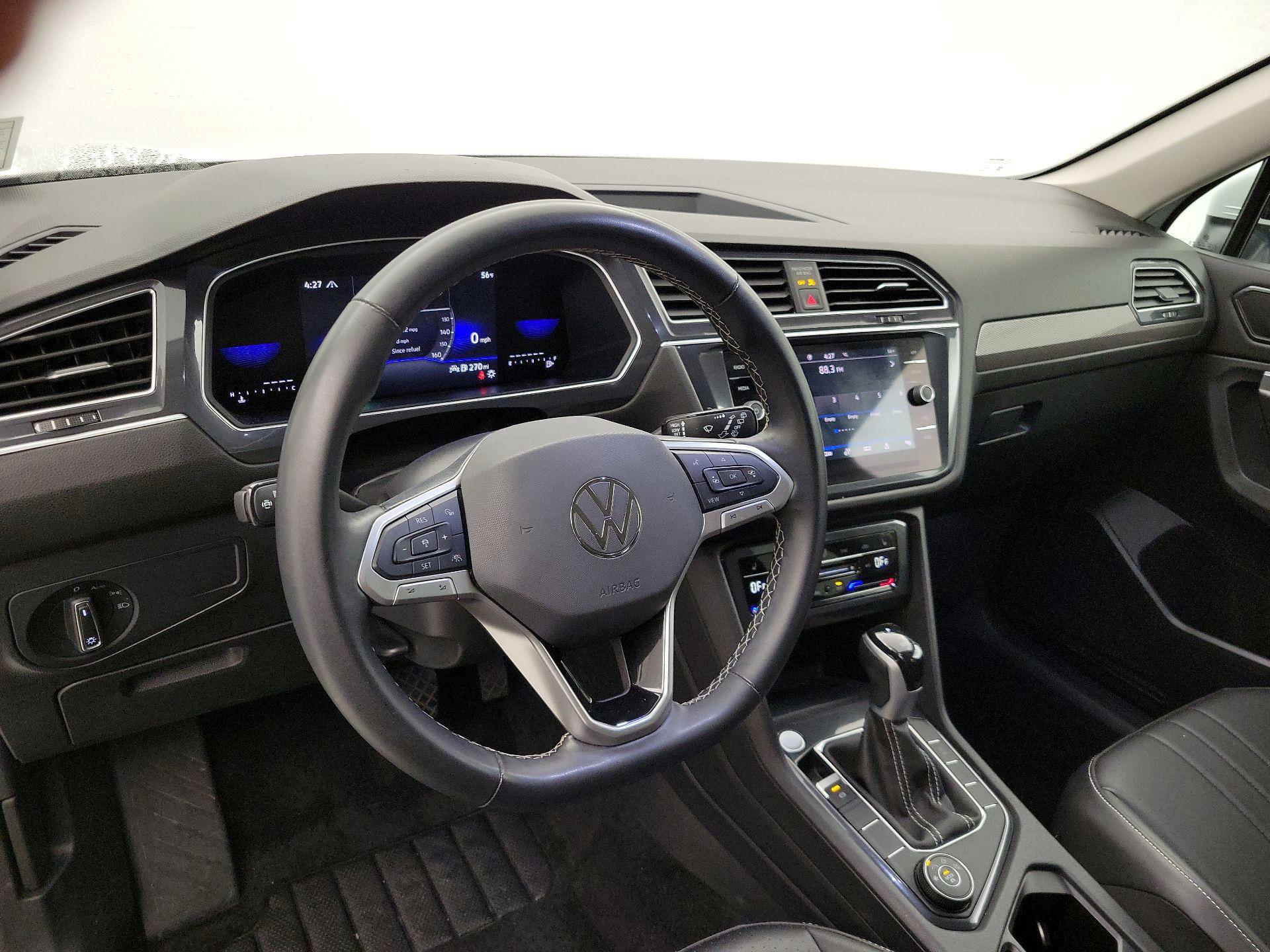 Thumbnail: 2024 Volkswagen Tiguan - 9