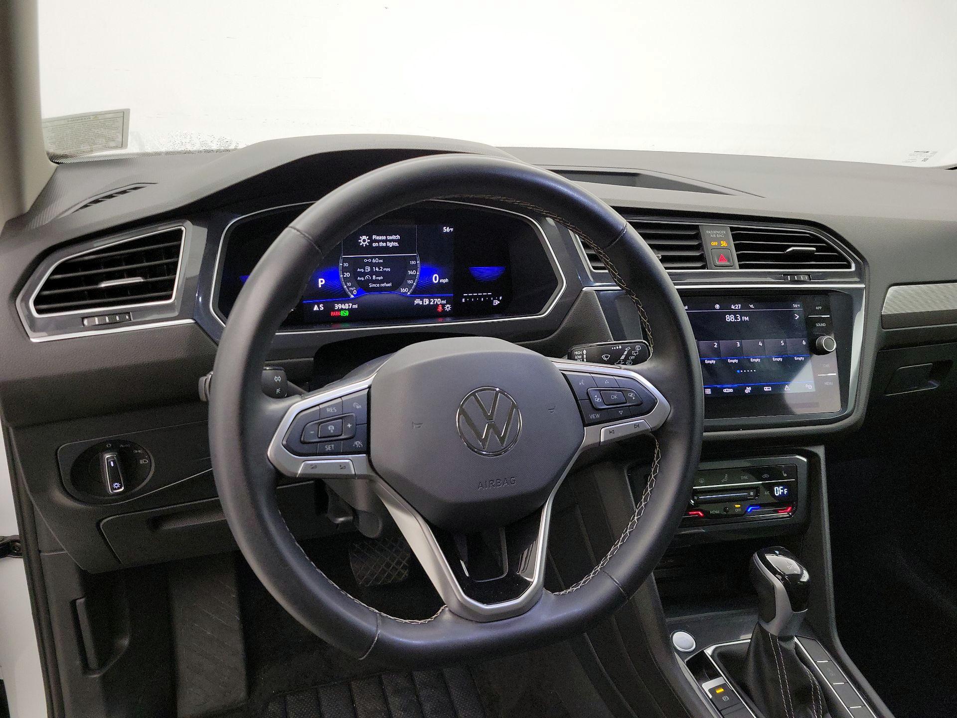 Thumbnail: 2024 Volkswagen Tiguan - 10