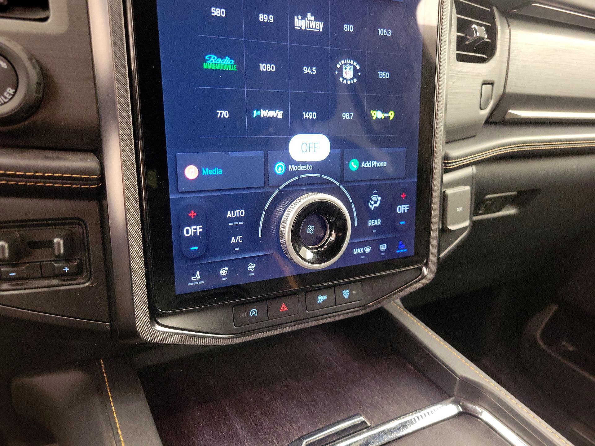 Thumbnail: 2022 Ford Expedition MAX - 17